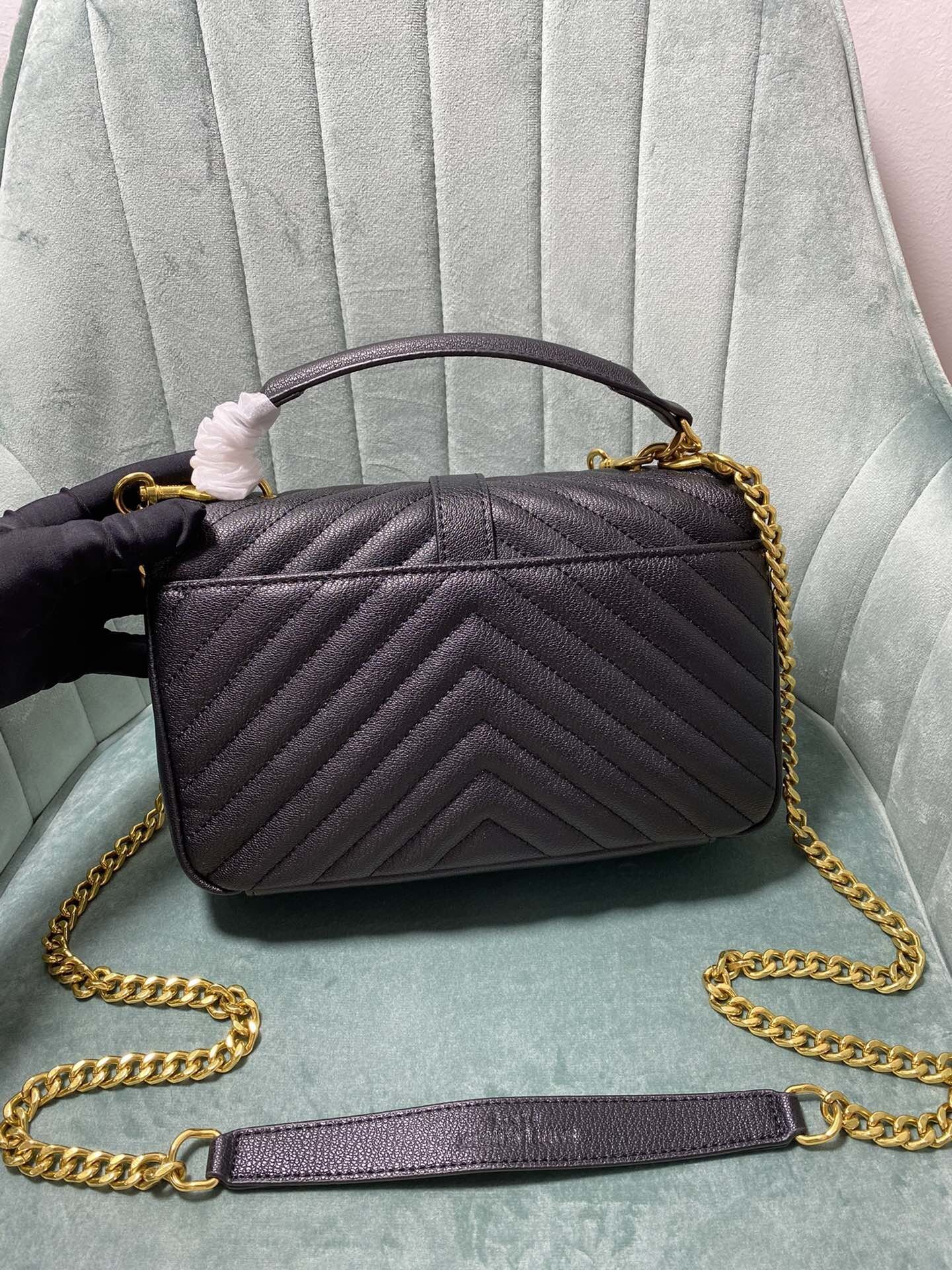 yves saint laurent black quilted handbag 24*18*8.5 - Image 7