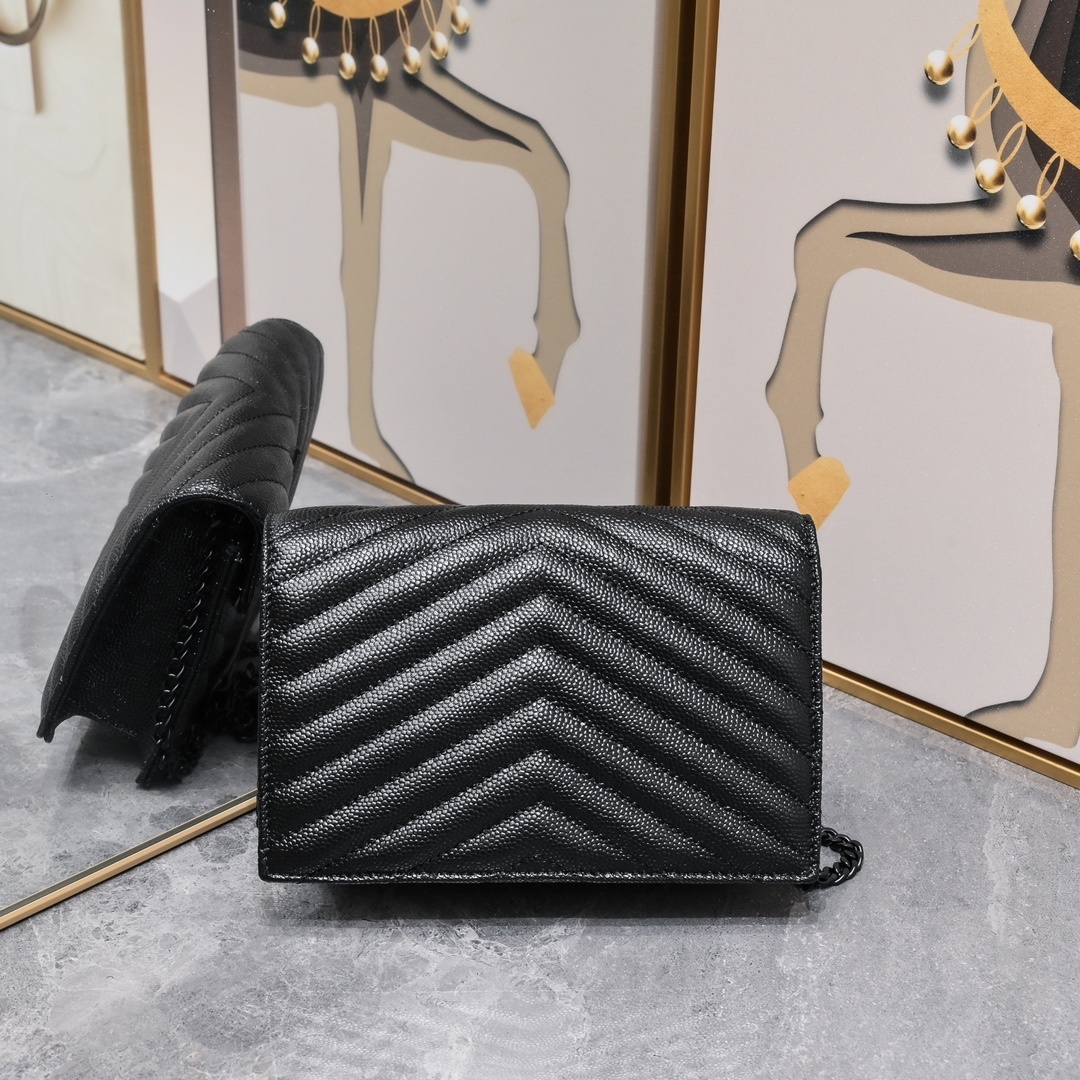 yves saint laurent black quilted crossbody bag 20*17*6 - Image 7