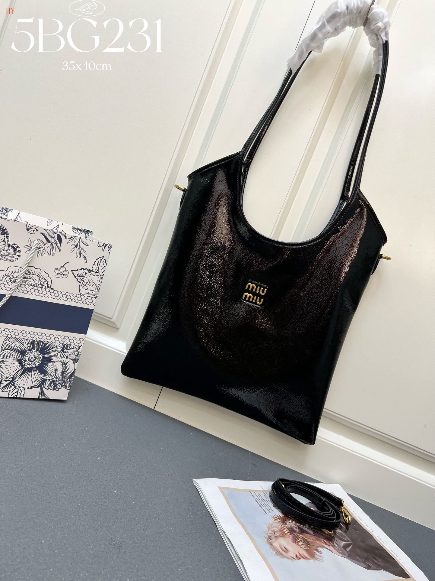 miu miu 5bg231 black tote bag - 35x40cm