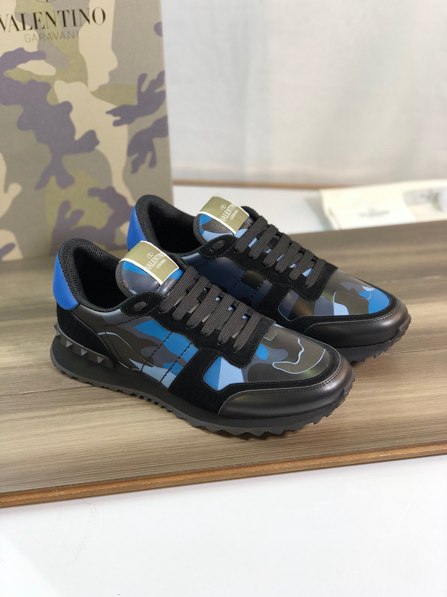 valentino camouflage sneakers size 38-44 - Image 7