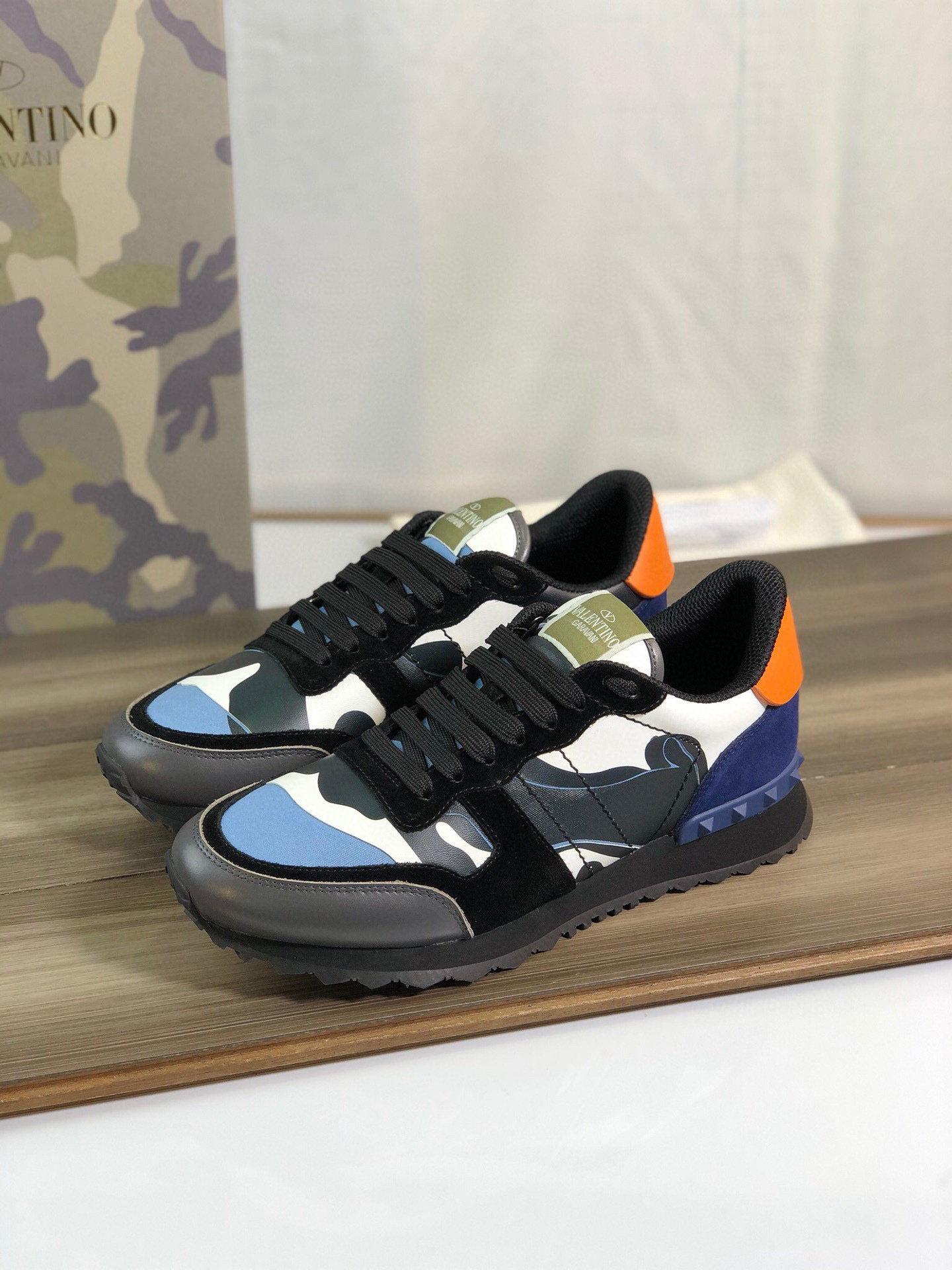 valentino camo sneakers size 38-44