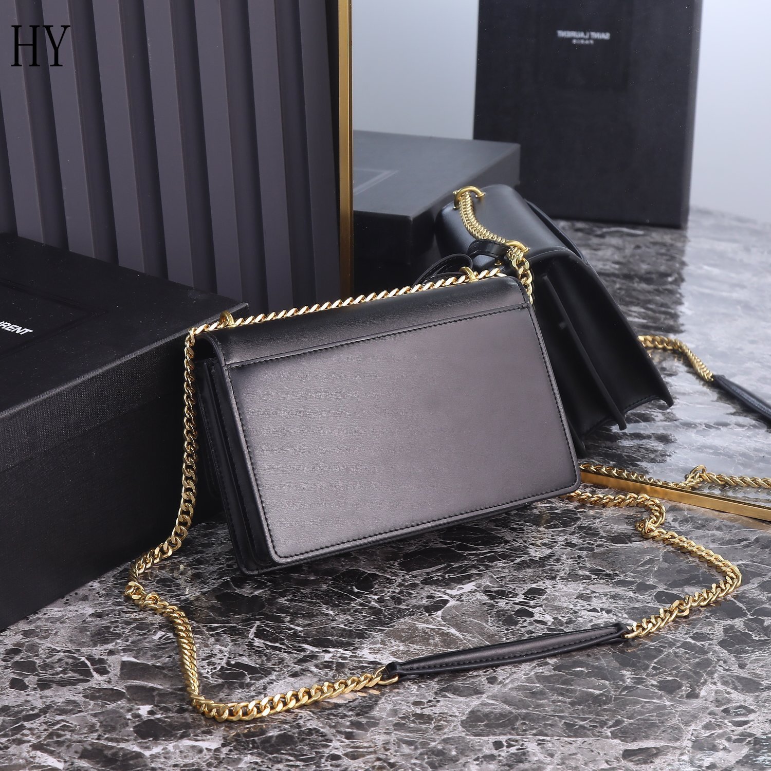 yves saint laurent black leather crossbody bag - 22x16x9 cm - Image 7