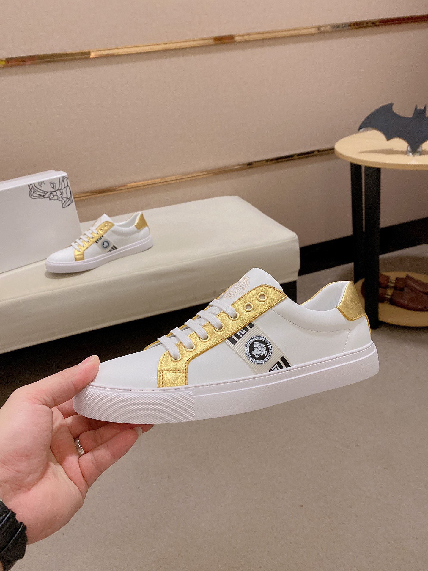 versace casual shoes - size 38-44 - model 8022210 - Image 7