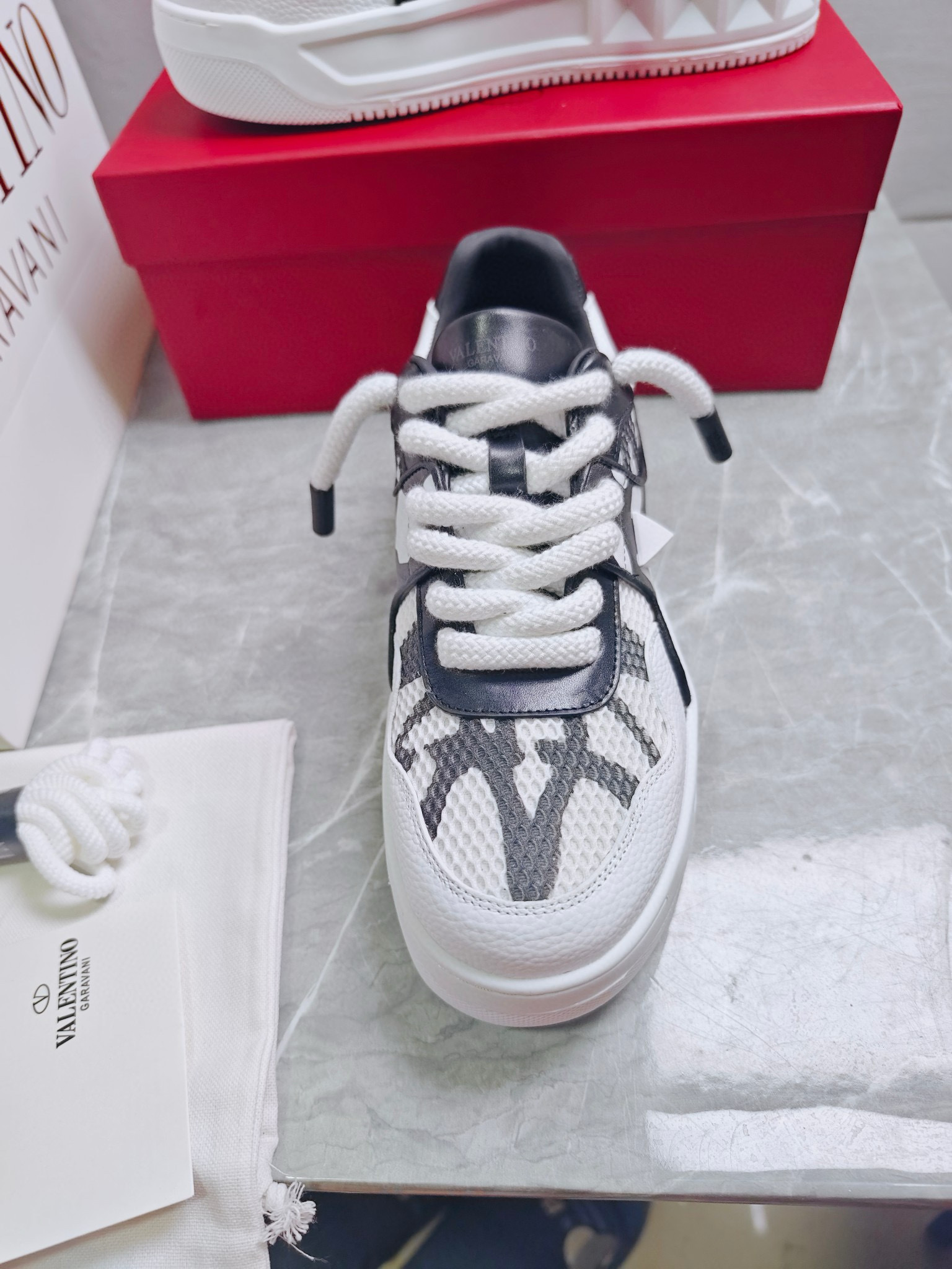 valentino couples sneakers 35/44 - stylish black and white - Image 8