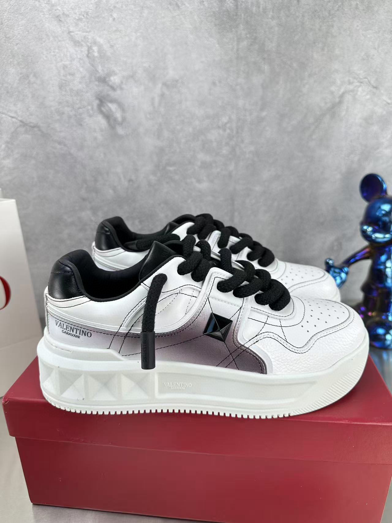 valentino couples sneakers - size 35/44 - Image 8