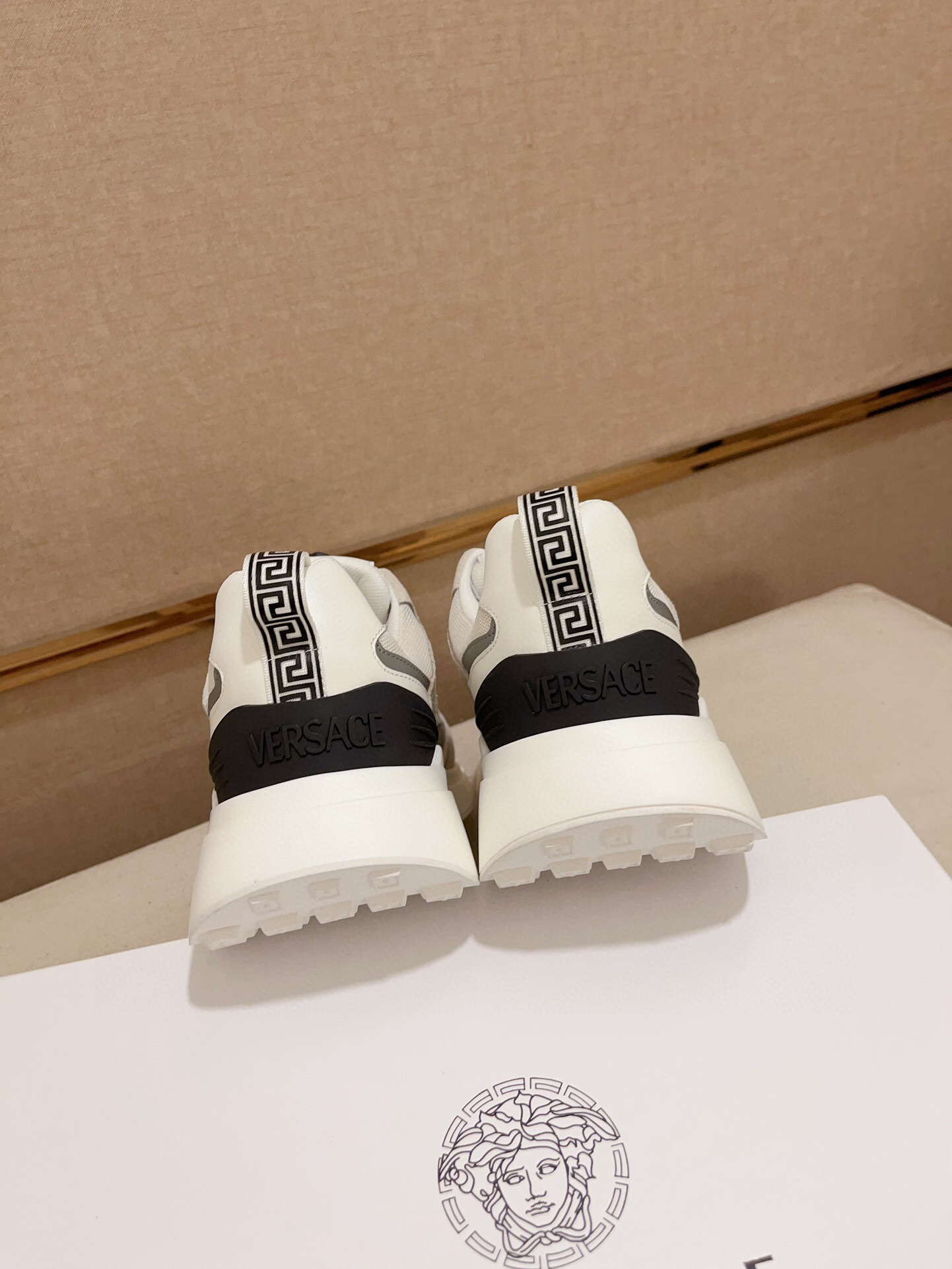 versace casual sneakers size 38-44 - Image 8