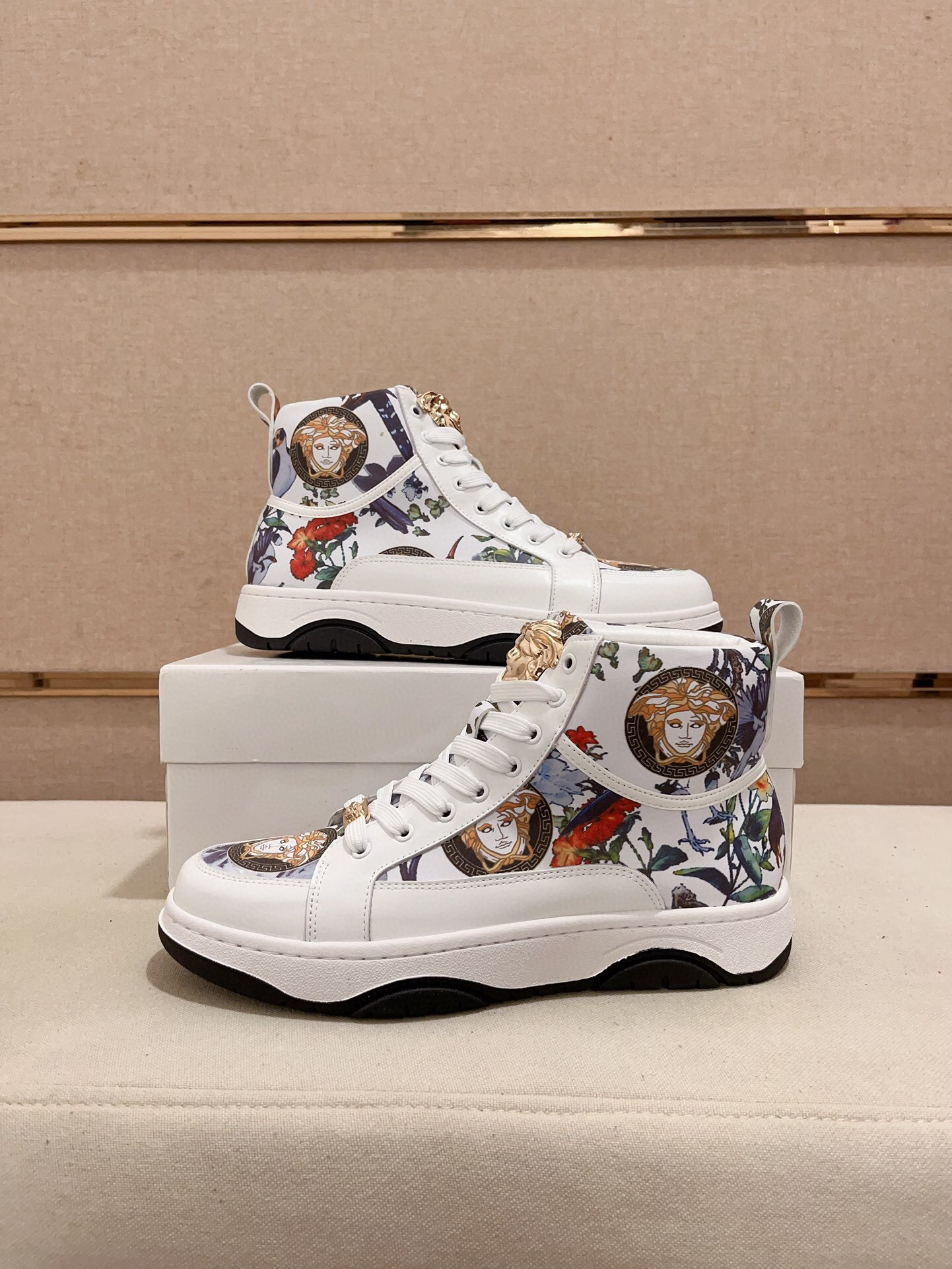 versace high-top sneakers 38-44 with floral design - Image 8