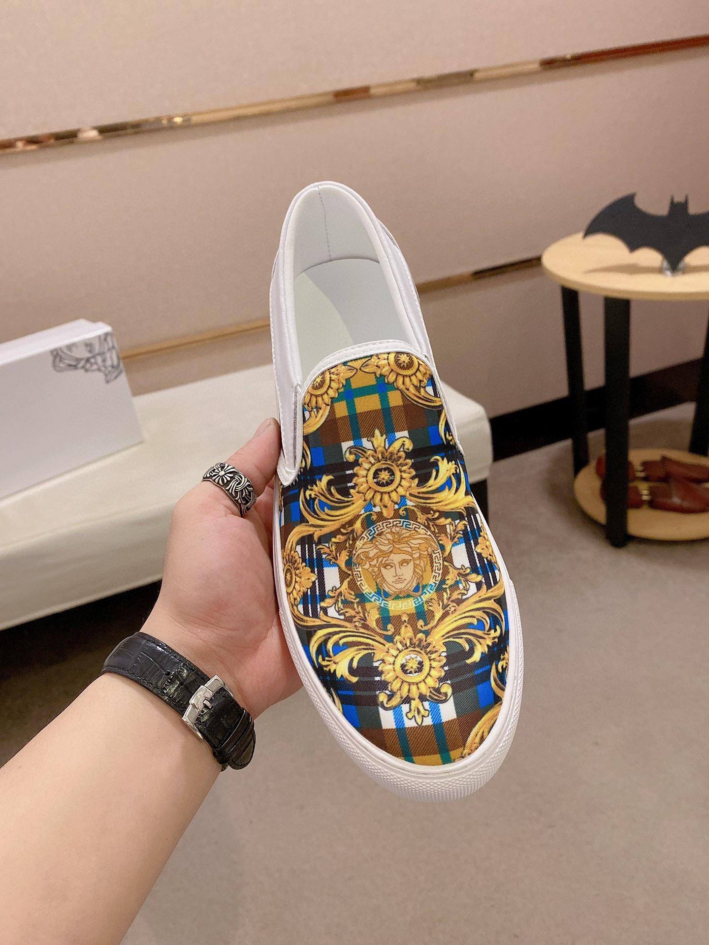 versace slip-on shoes 38-44 - stylish and comfortable - Image 8
