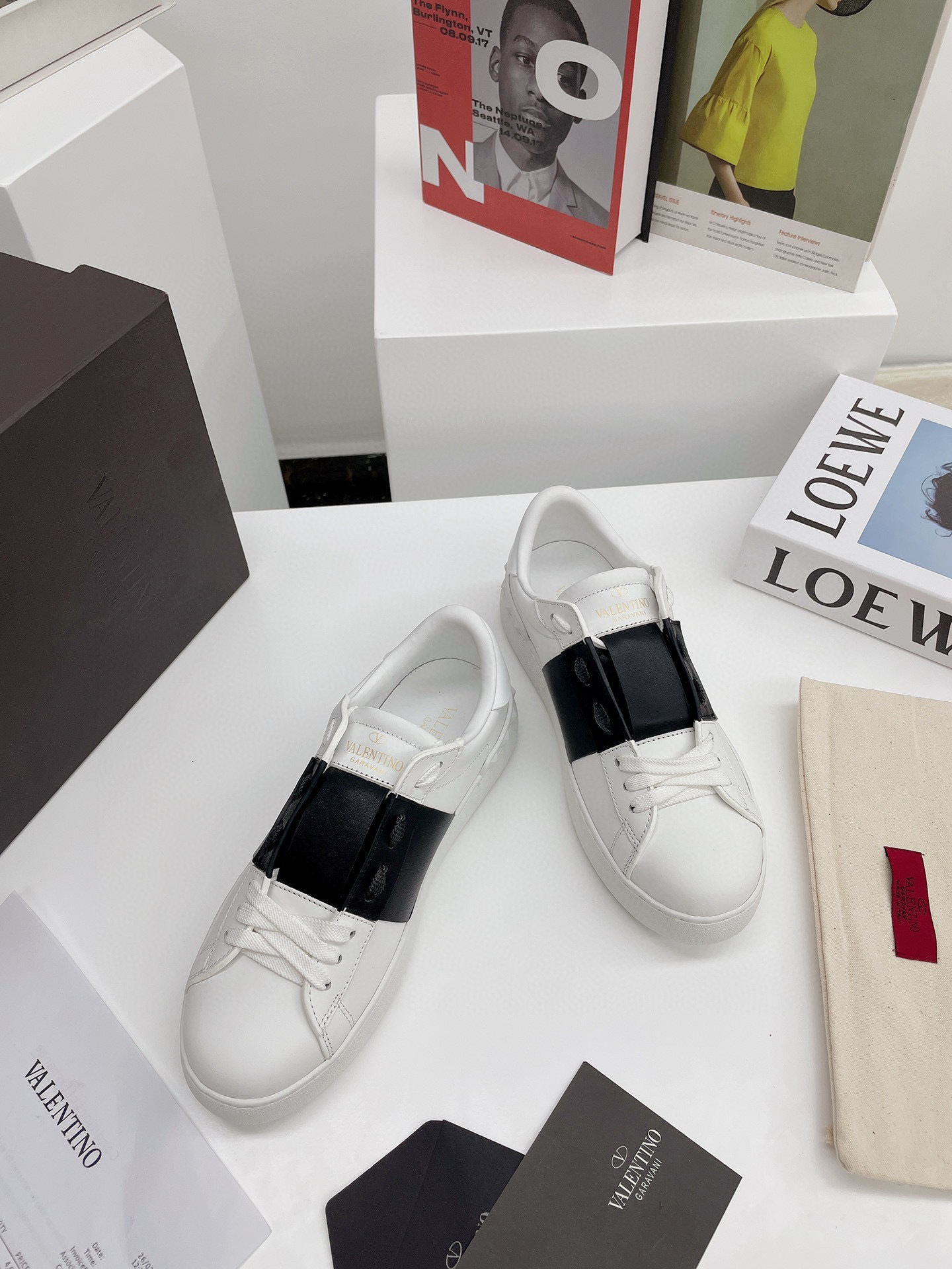 valentino unisex sneakers 35-44 - stylish and comfortable - Image 8