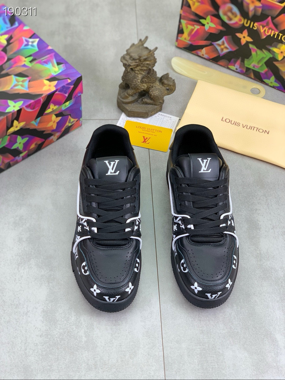louis vuitton l sneakers size 38-44 cl320 - Image 8