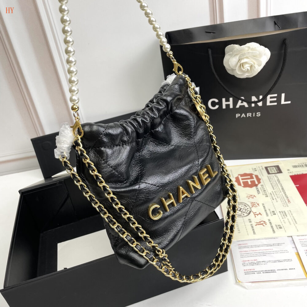 chanel black leather drawstring bag with pearl chain - Image 8