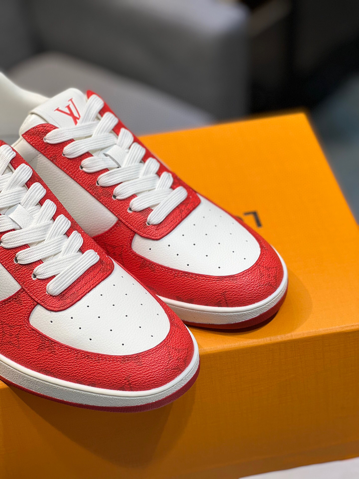 louis vuitton casual shoes size 39-44 red/white - Image 8