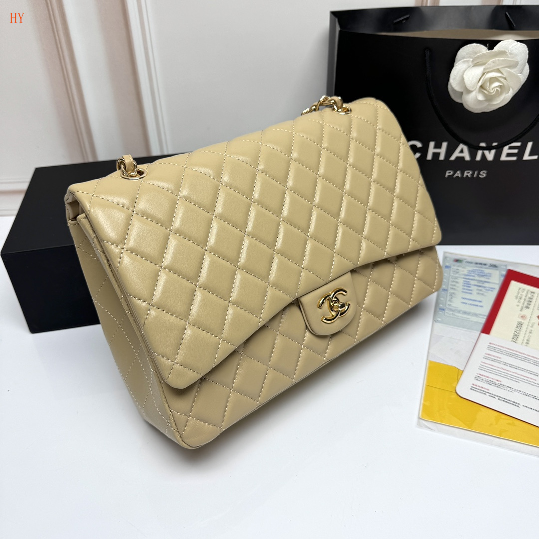 chanel quilted beige handbag 33*22*9.2 cm - Image 8
