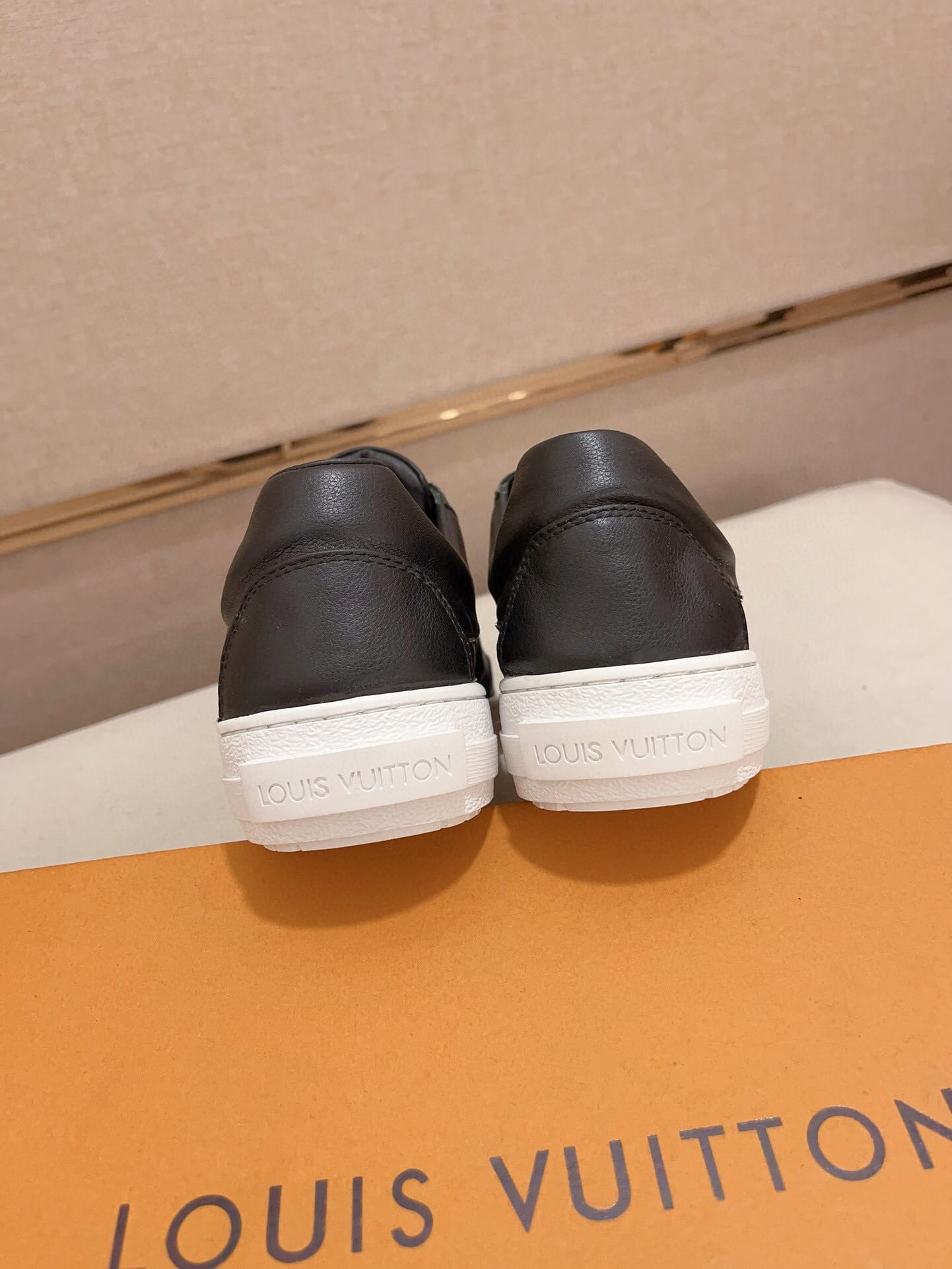 louis vuitton casual shoes in black, size 38-44 - Image 8