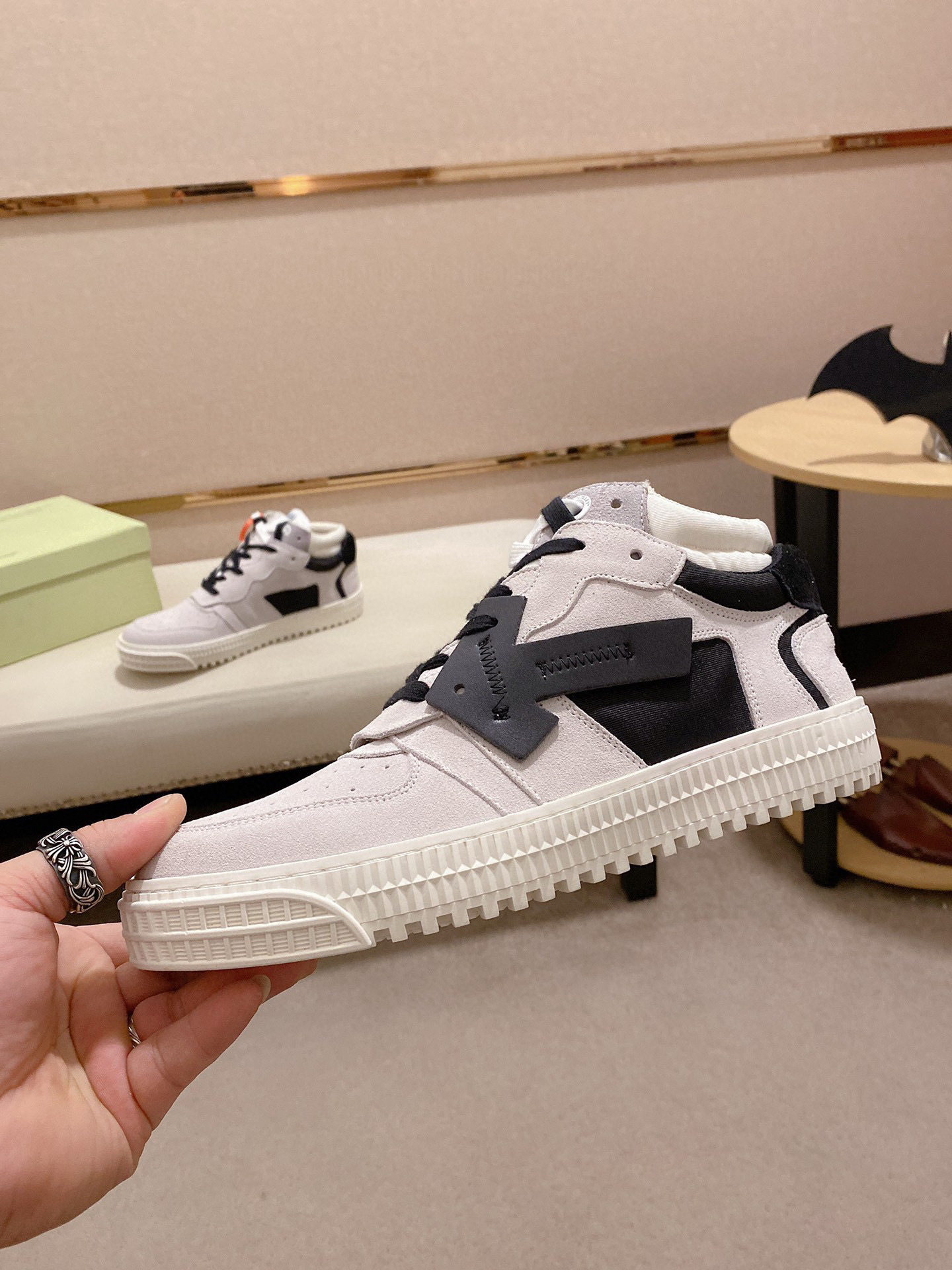 off-white sneakers 38-44 - model 8022290 - Image 8