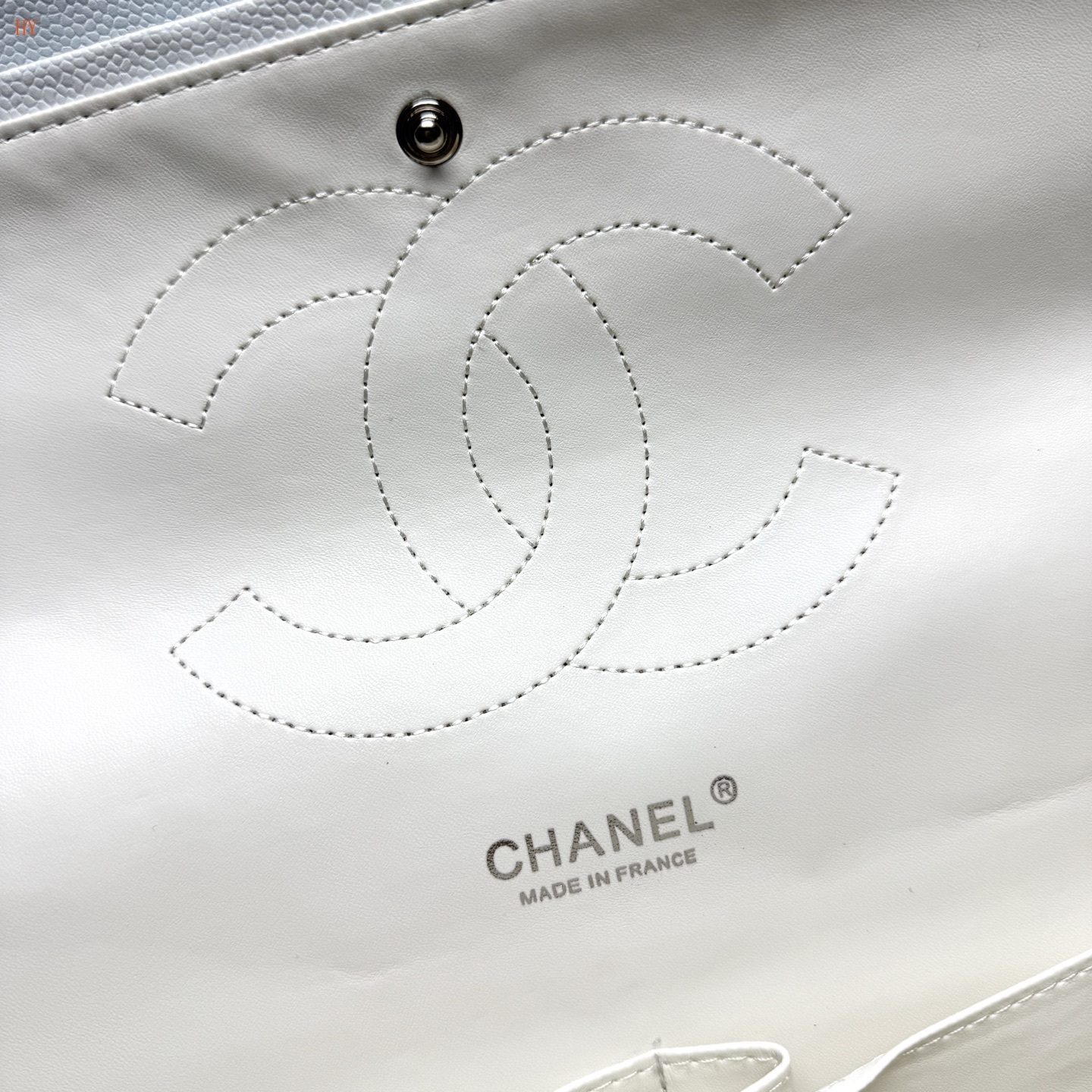 chanel quilted white handbag 33x22x9 cm - model 2325082 - Image 8
