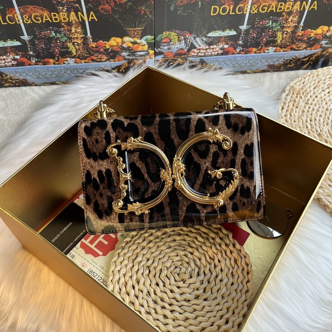 dolce & gabbana leopard print bag 21*15*4 - Image 8