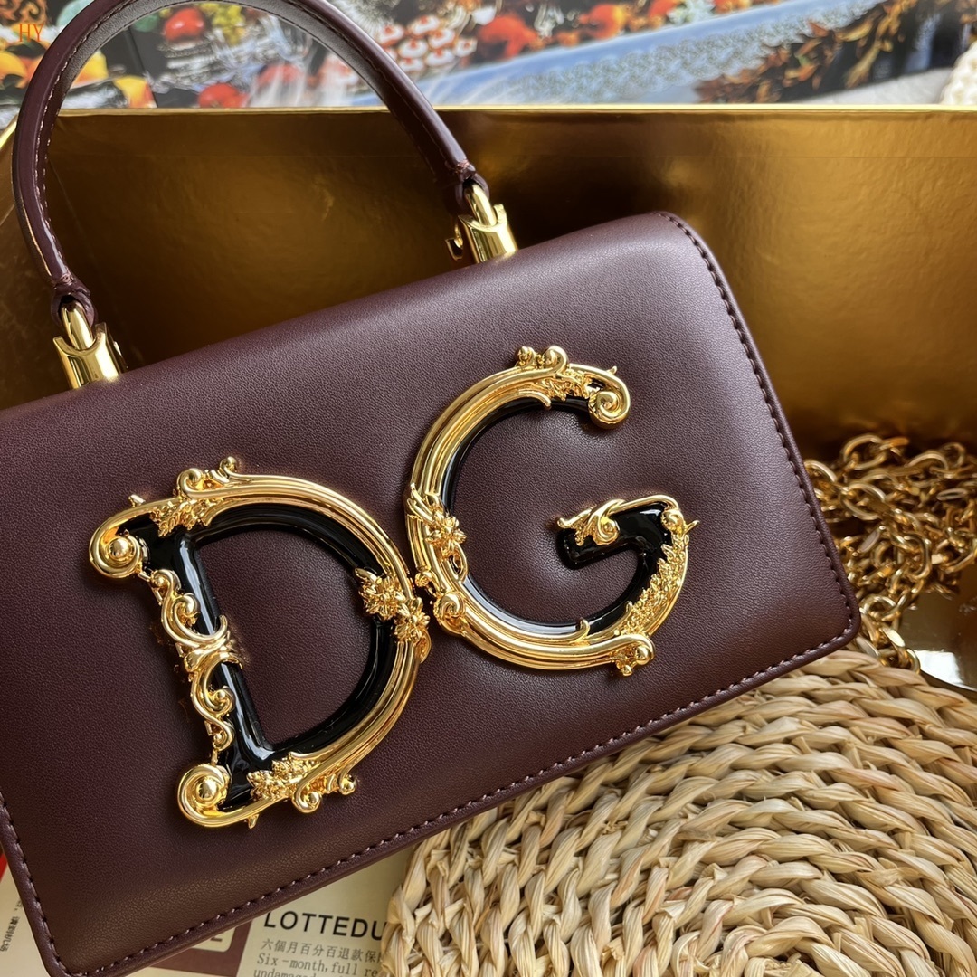 dolce & gabbana dg logo mini bag - 18x10x5 cm - Image 8