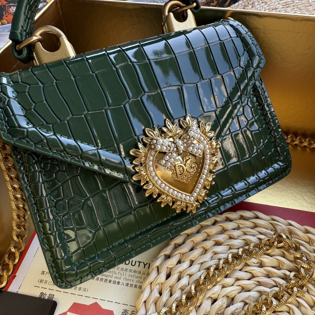 dolce & gabbana green crocodile-effect handbag 19*13*4.5 - Image 8