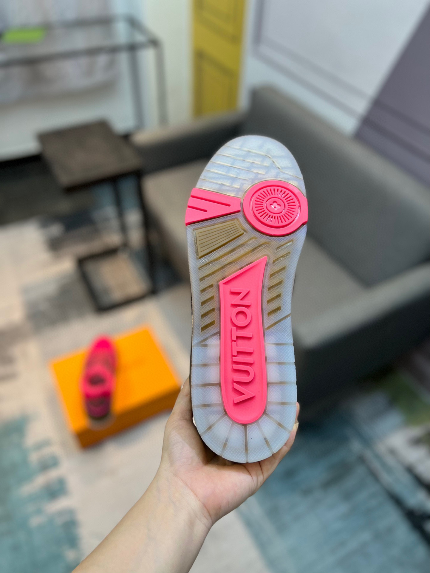 louis vuitton l trainer sneaker 38-44 - Image 8