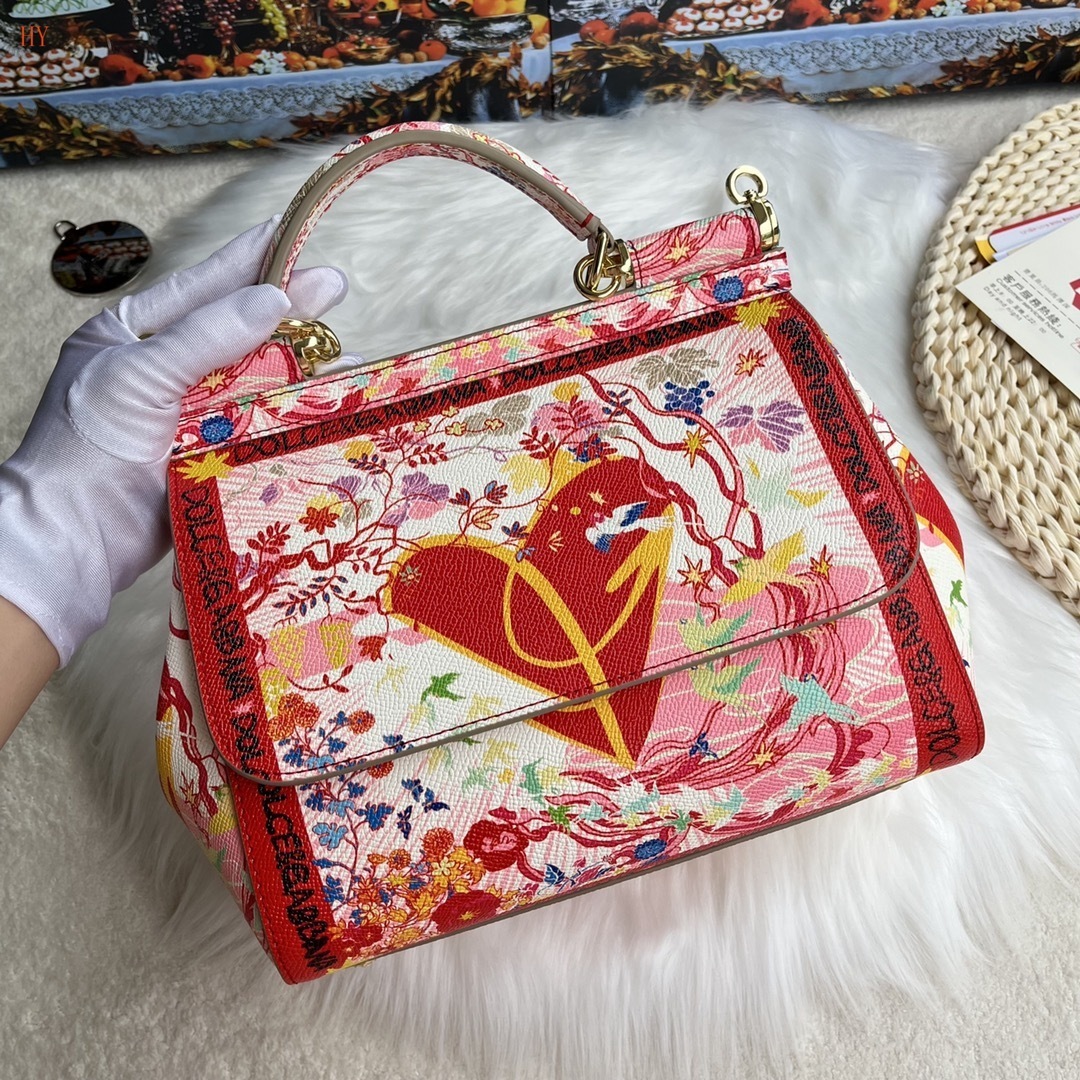 dolce & gabbana floral heart print handbag 25*20*12 - Image 8