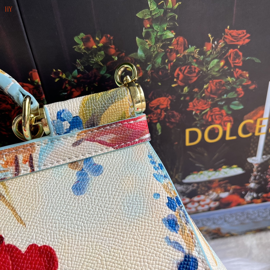 dolce & gabbana floral handbag 25*20*12.5 cm - Image 8