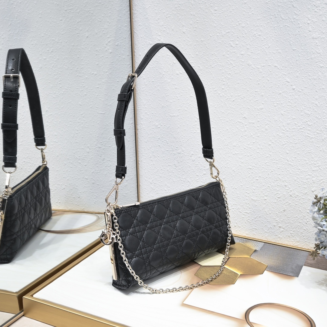 dior black quilted handbag 27*12*5 - Image 8