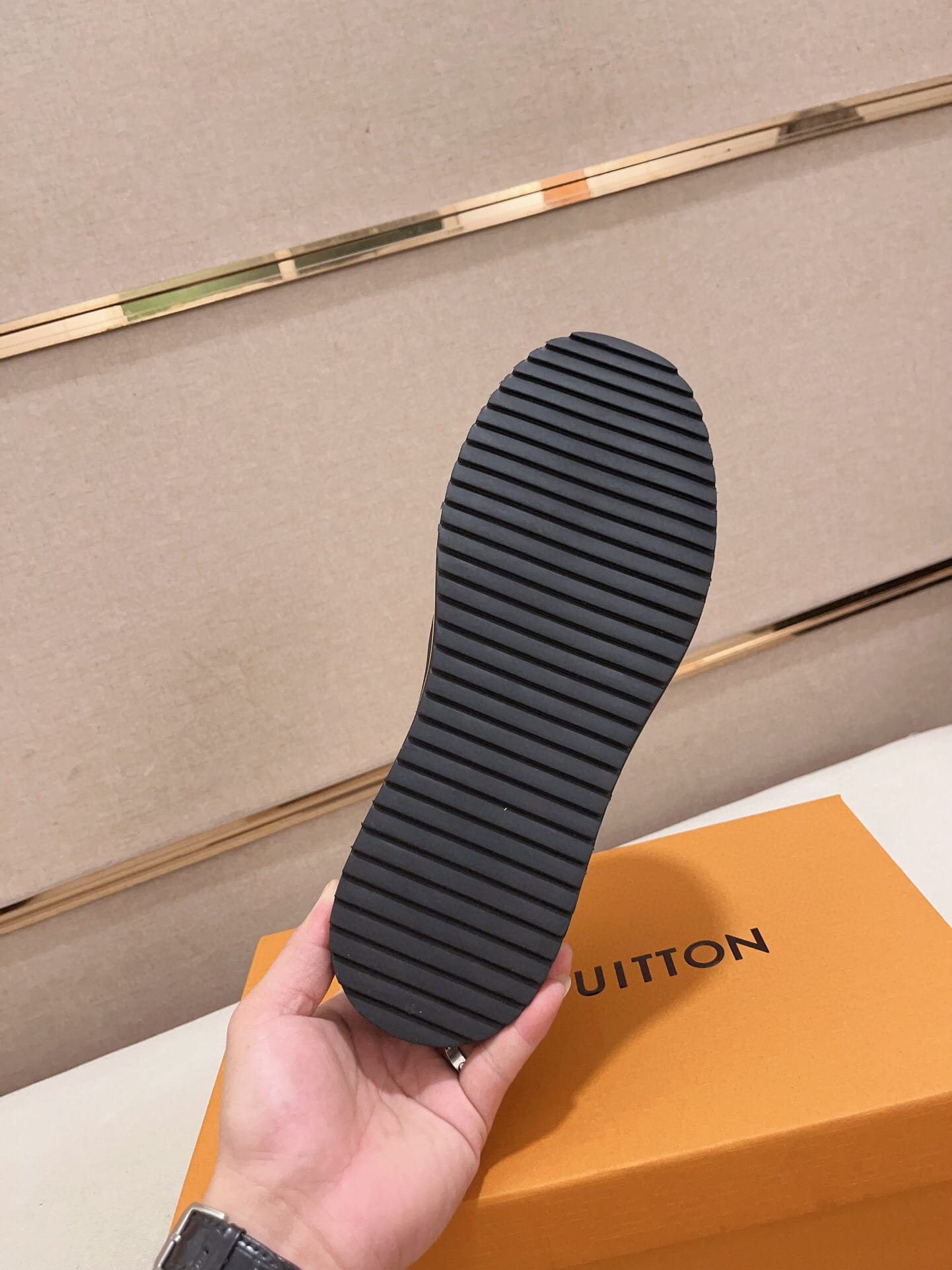 louis vuitton casual shoes size 38-44 - Image 8