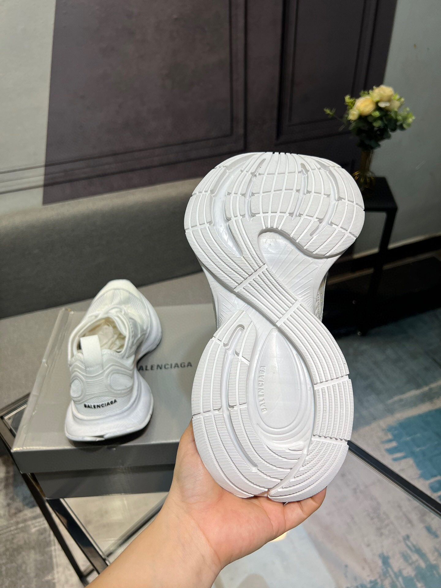 balenciaga white sneakers for couples - sizes 35-44 - Image 8