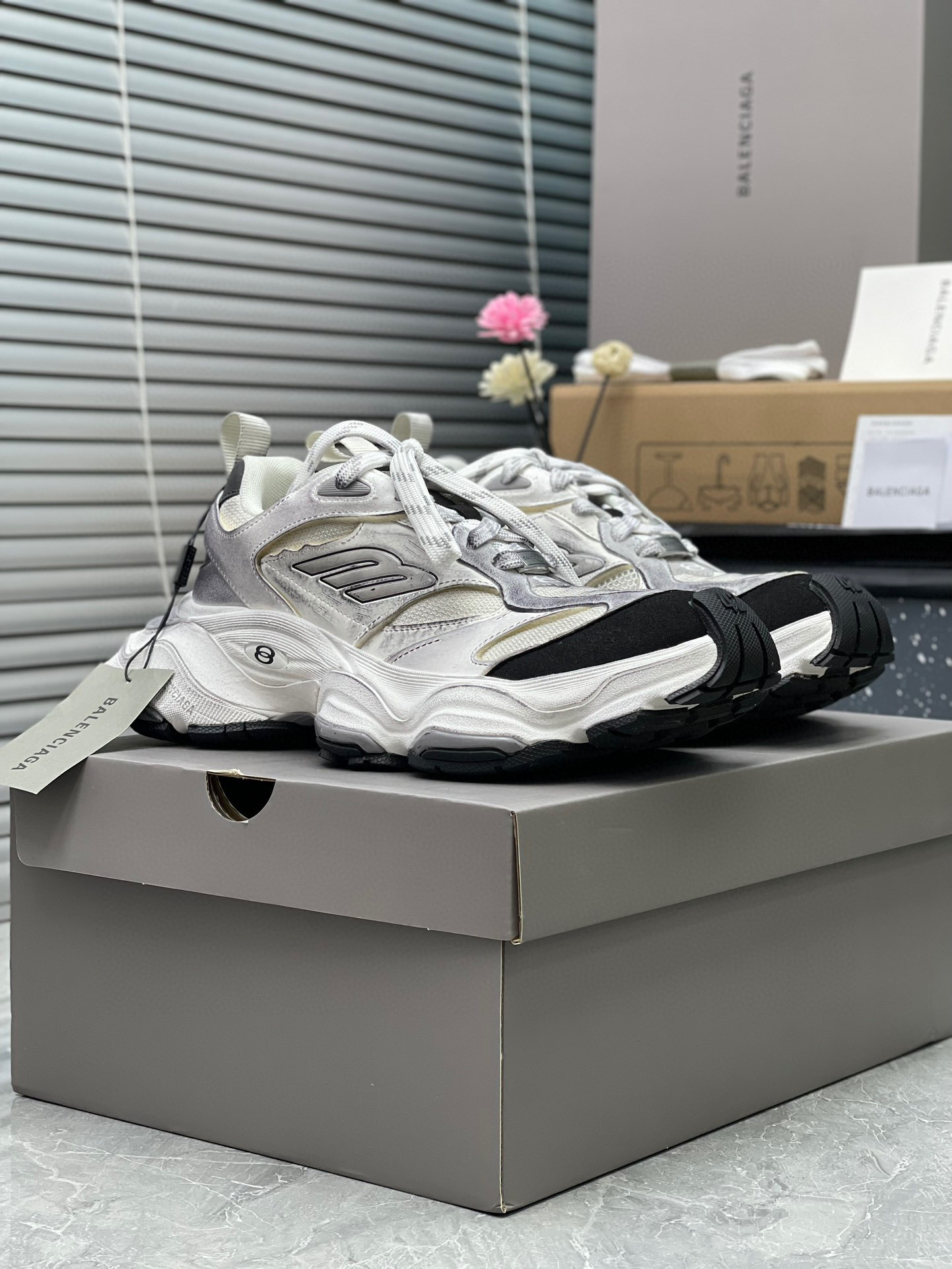balenciaga couples sneakers 35-44 - model 8068470 - Image 8