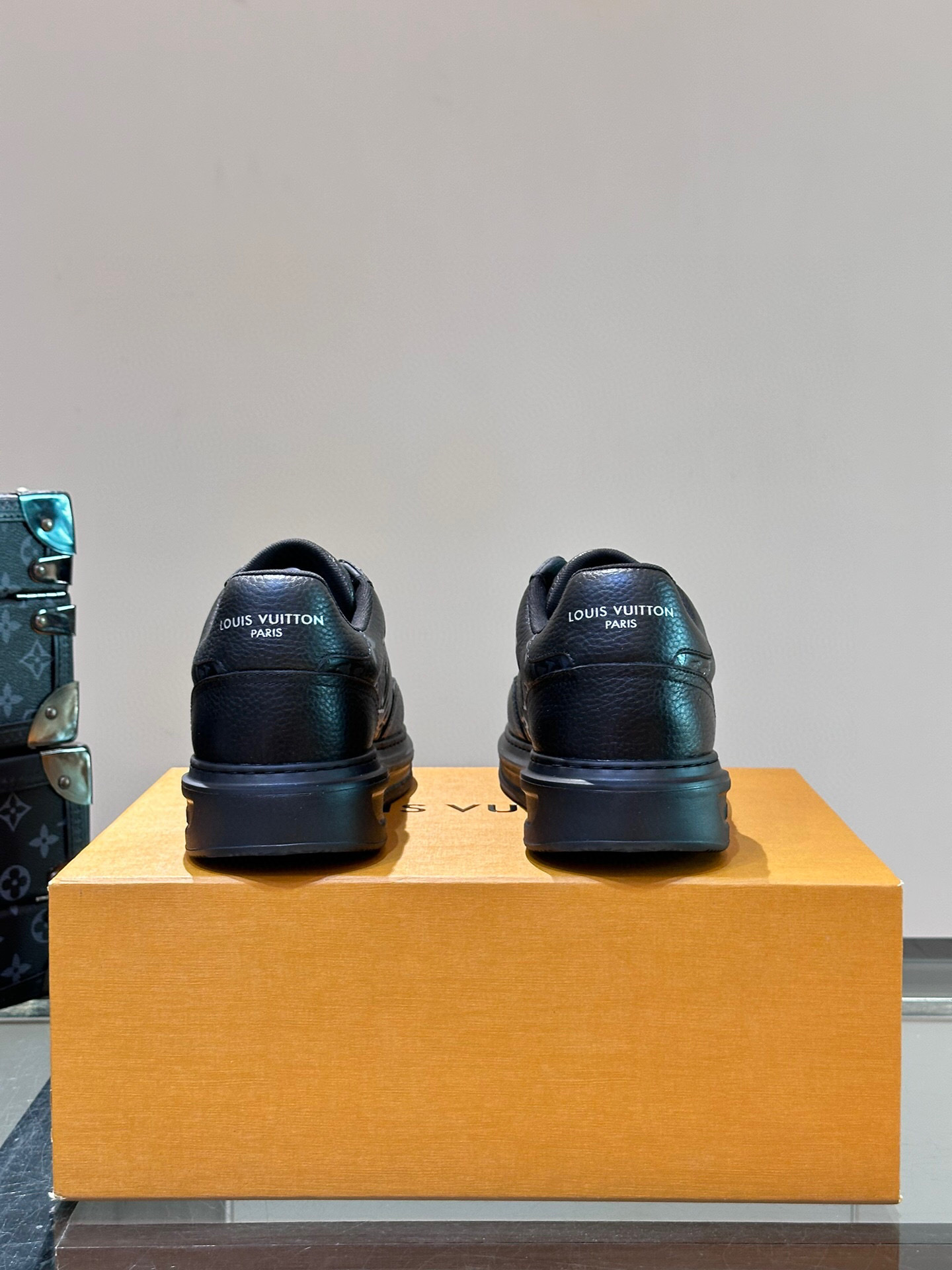 louis vuitton l casual shoes 38-44 - Image 8
