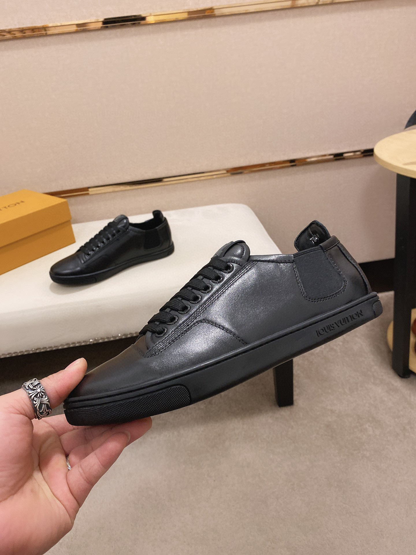 louis vuitton casual shoes size 38-44 - Image 8