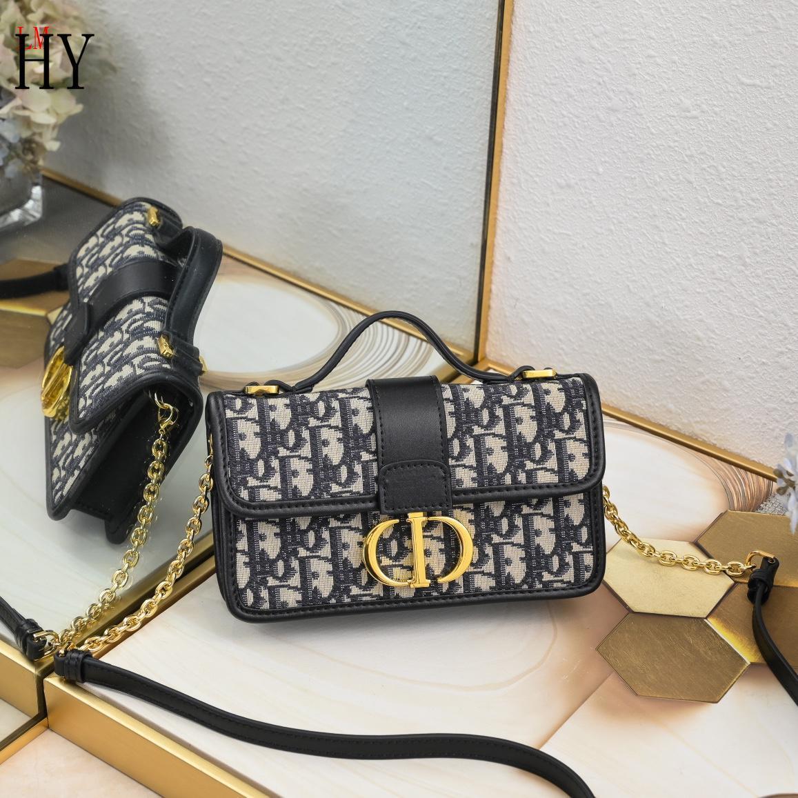 dior 20x10x4 handbag - elegant design