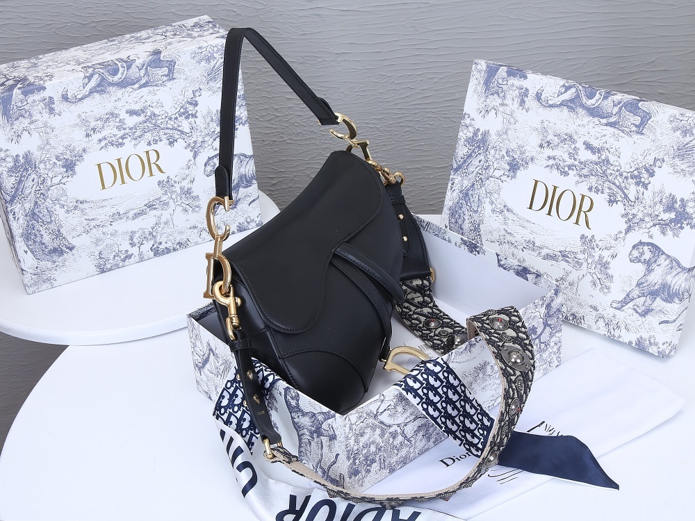 dior black saddle bag with adjustable strap - 25.5x20x6.5 cm - Image 8