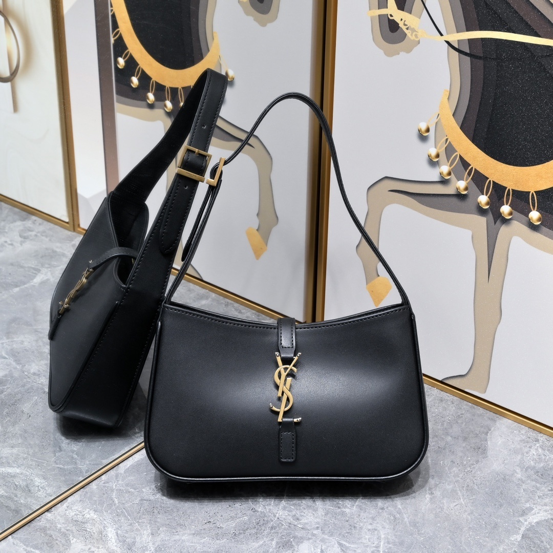 yves saint laurent black handbag 24.5x16x6cm