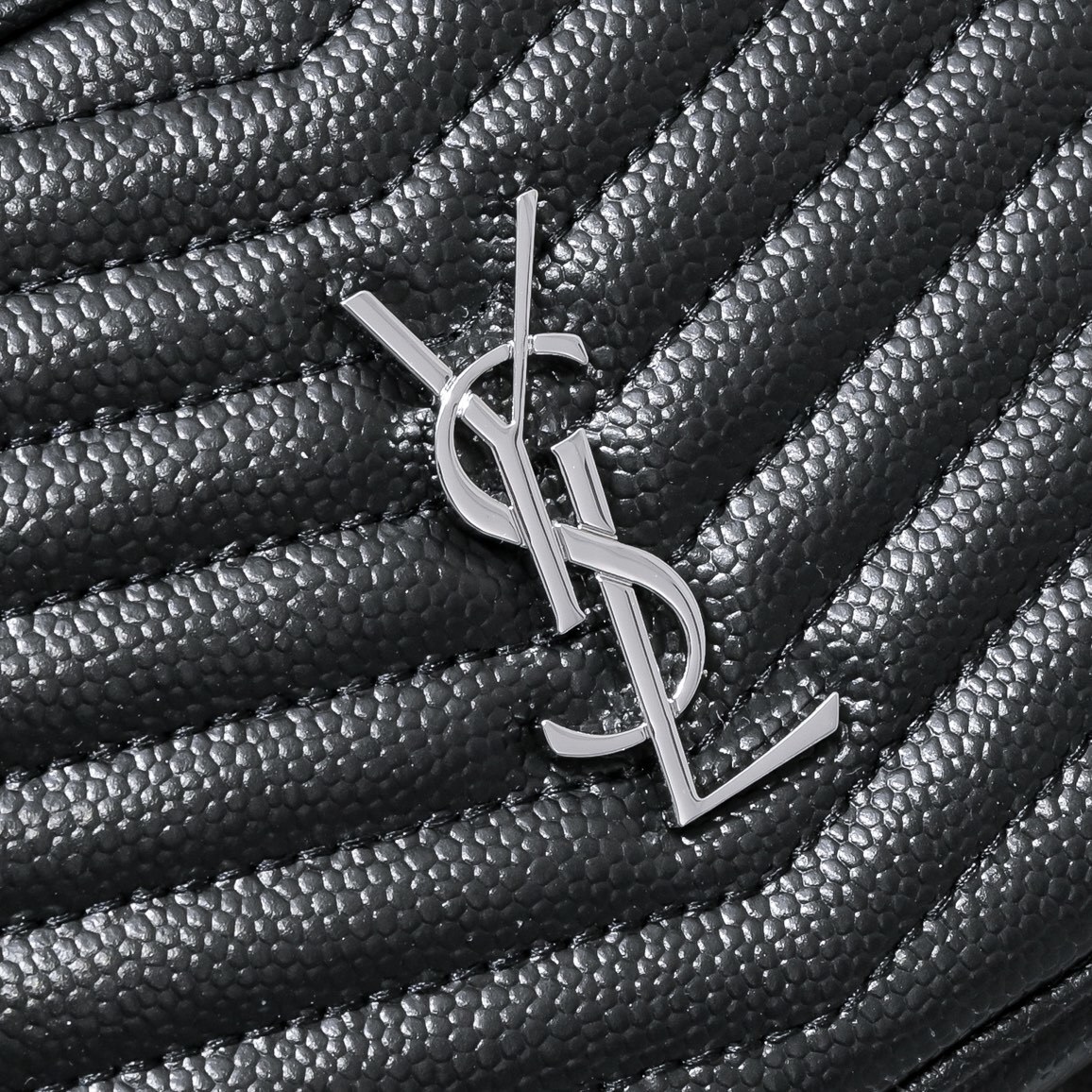 yves saint laurent 1997 black quilted crossbody bag 18x10x5 cm - Image 8