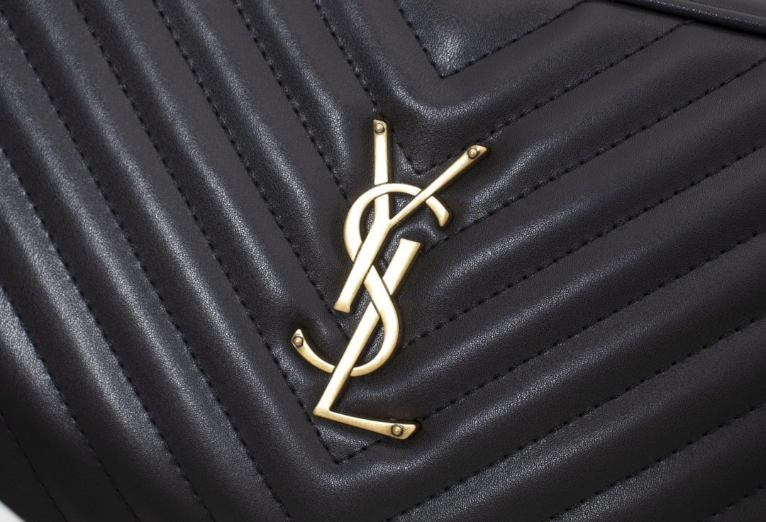 yves saint laurent black quilted crossbody bag 23x16x6 - Image 8