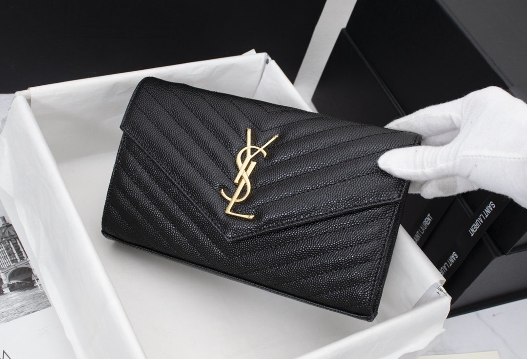 yves saint laurent black quilted leather bag 22.5*14*4 - Image 8