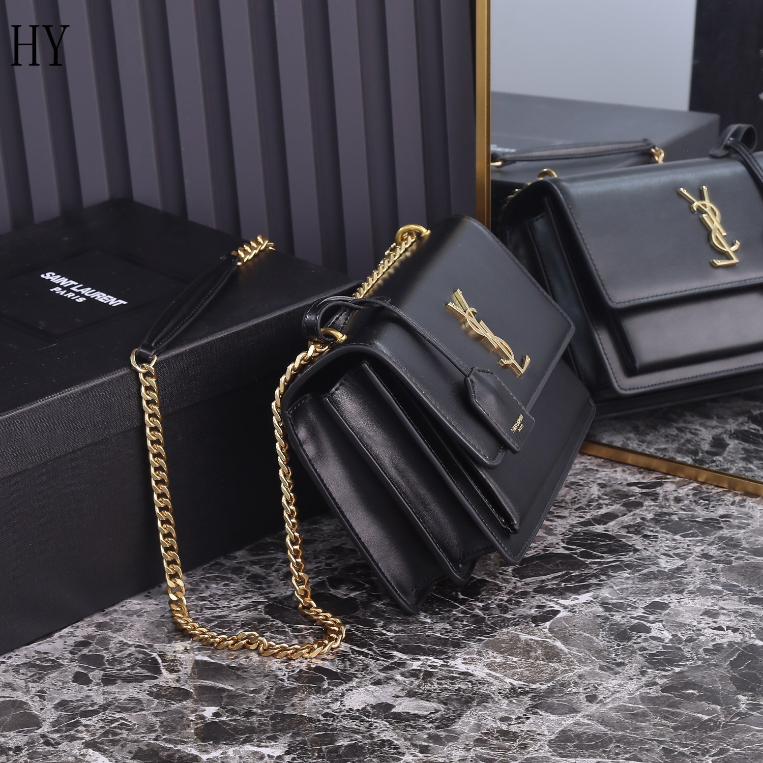 yves saint laurent black leather crossbody bag - 22x16x9 cm - Image 8