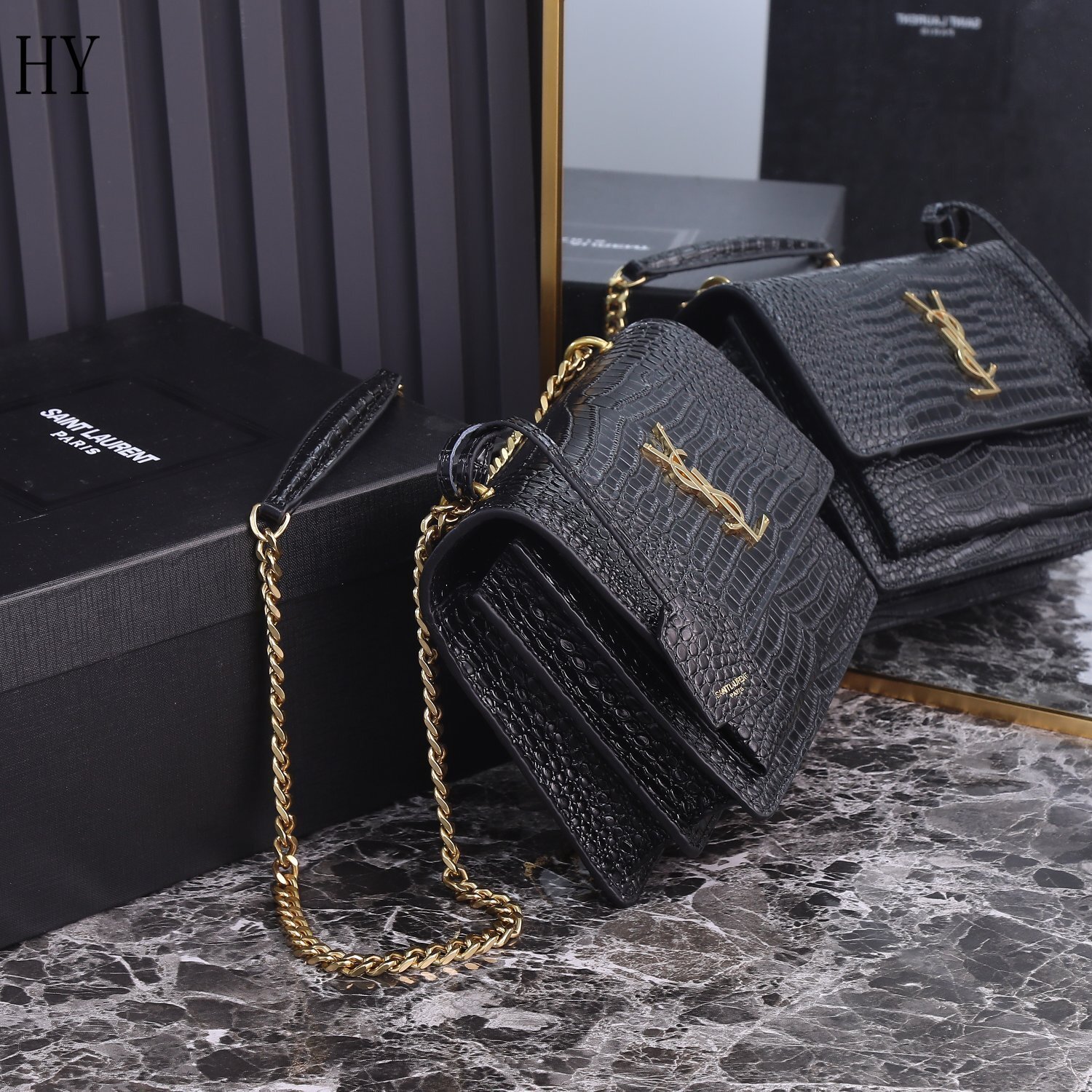 yves saint laurent black croc-embossed bag - 22x16x8 cm - Image 8