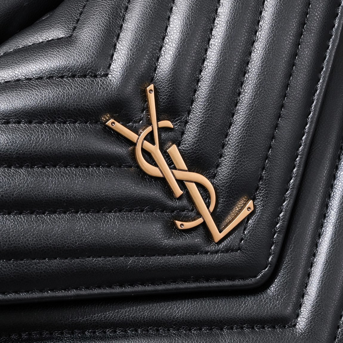 yves saint laurent black bucket bag - 22×29×15cm - Image 8
