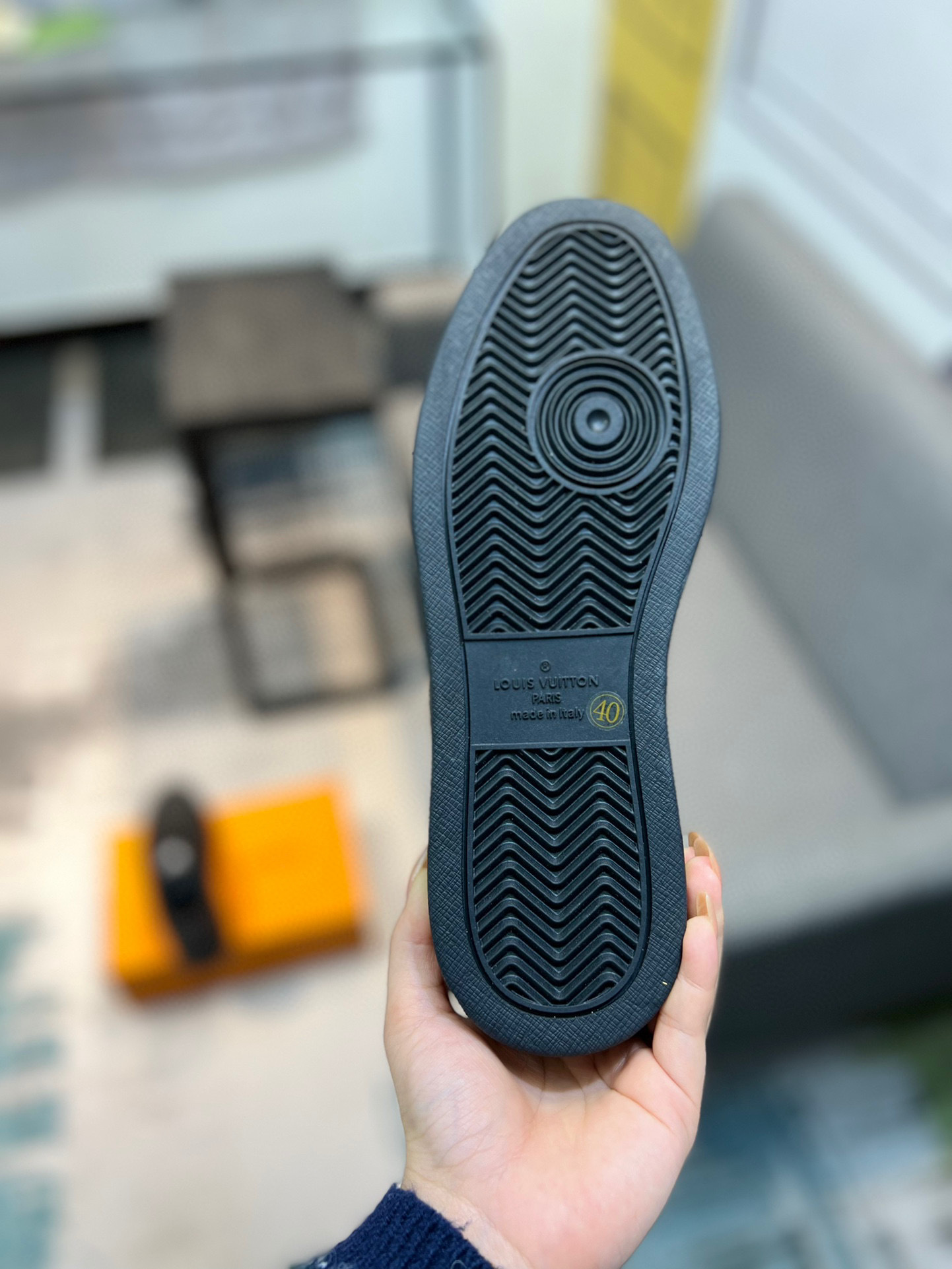 louis vuitton stellar sneakers - size 40 - Image 8