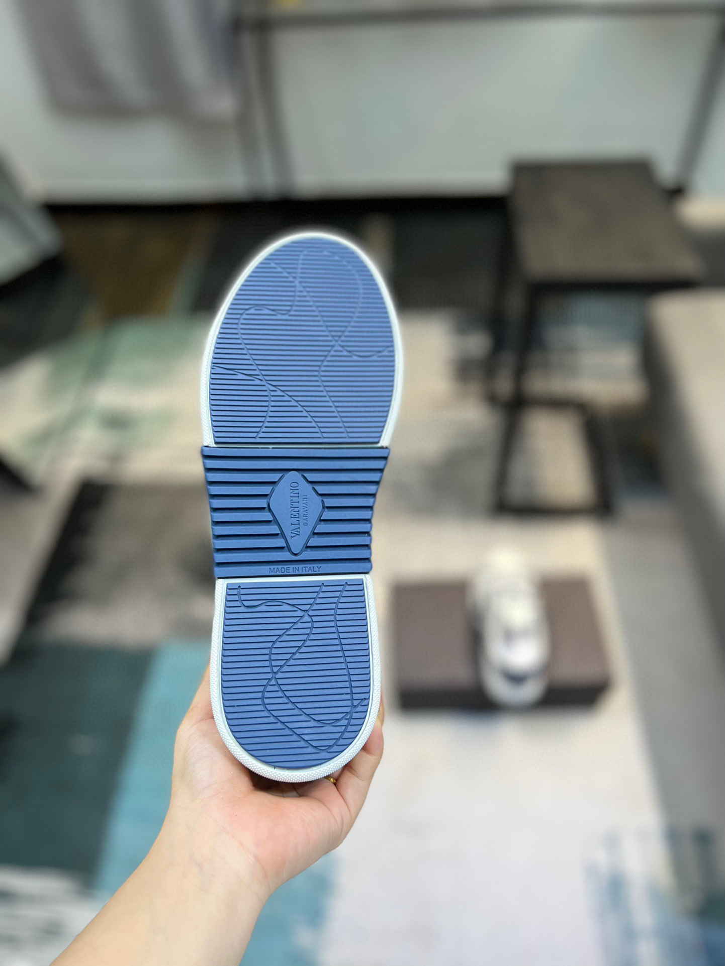 valentino unisex sneakers 35-44 - model 8061400 - Image 8