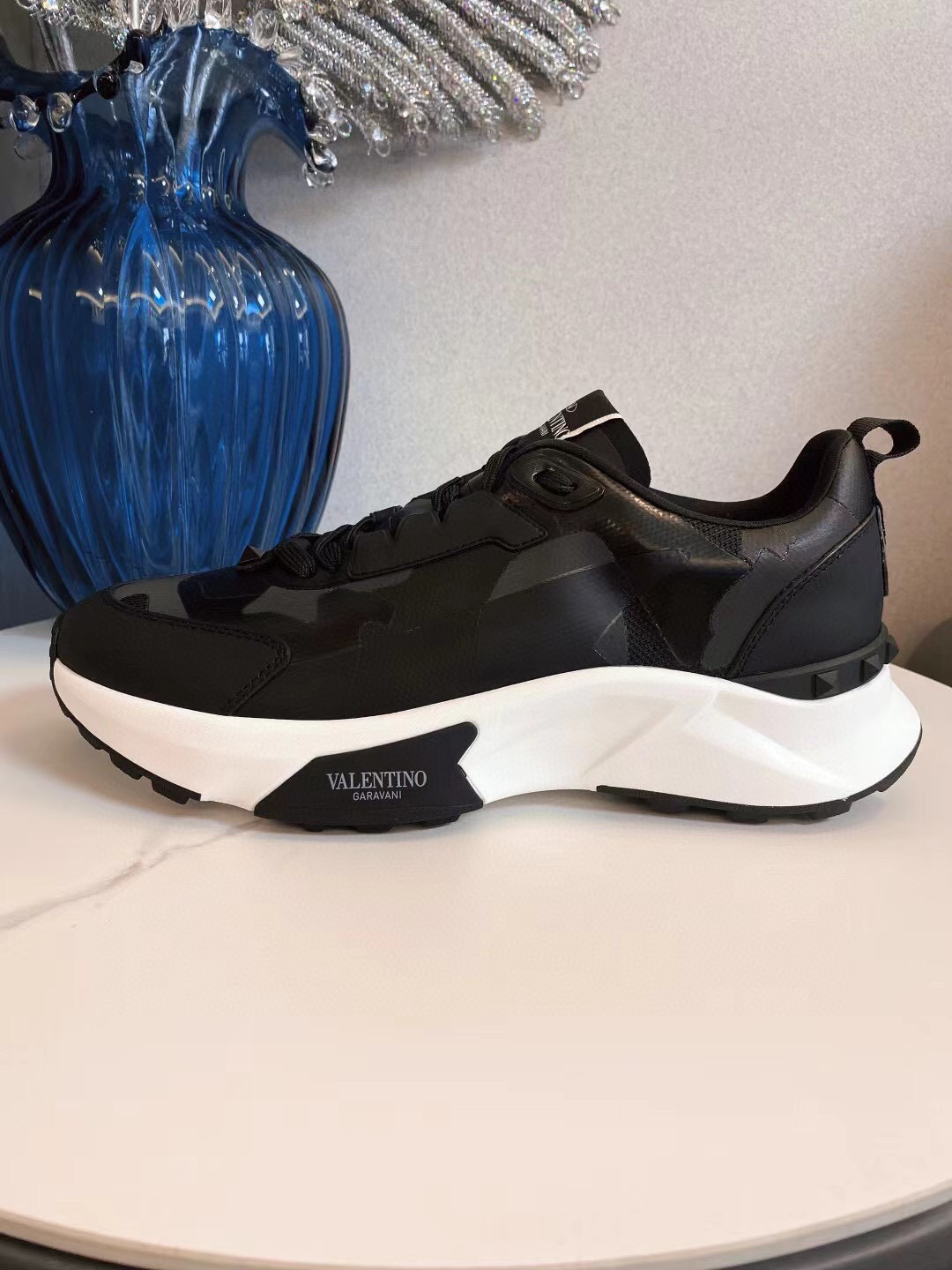 valentino unisex sneakers - size 35-44 - Image 8