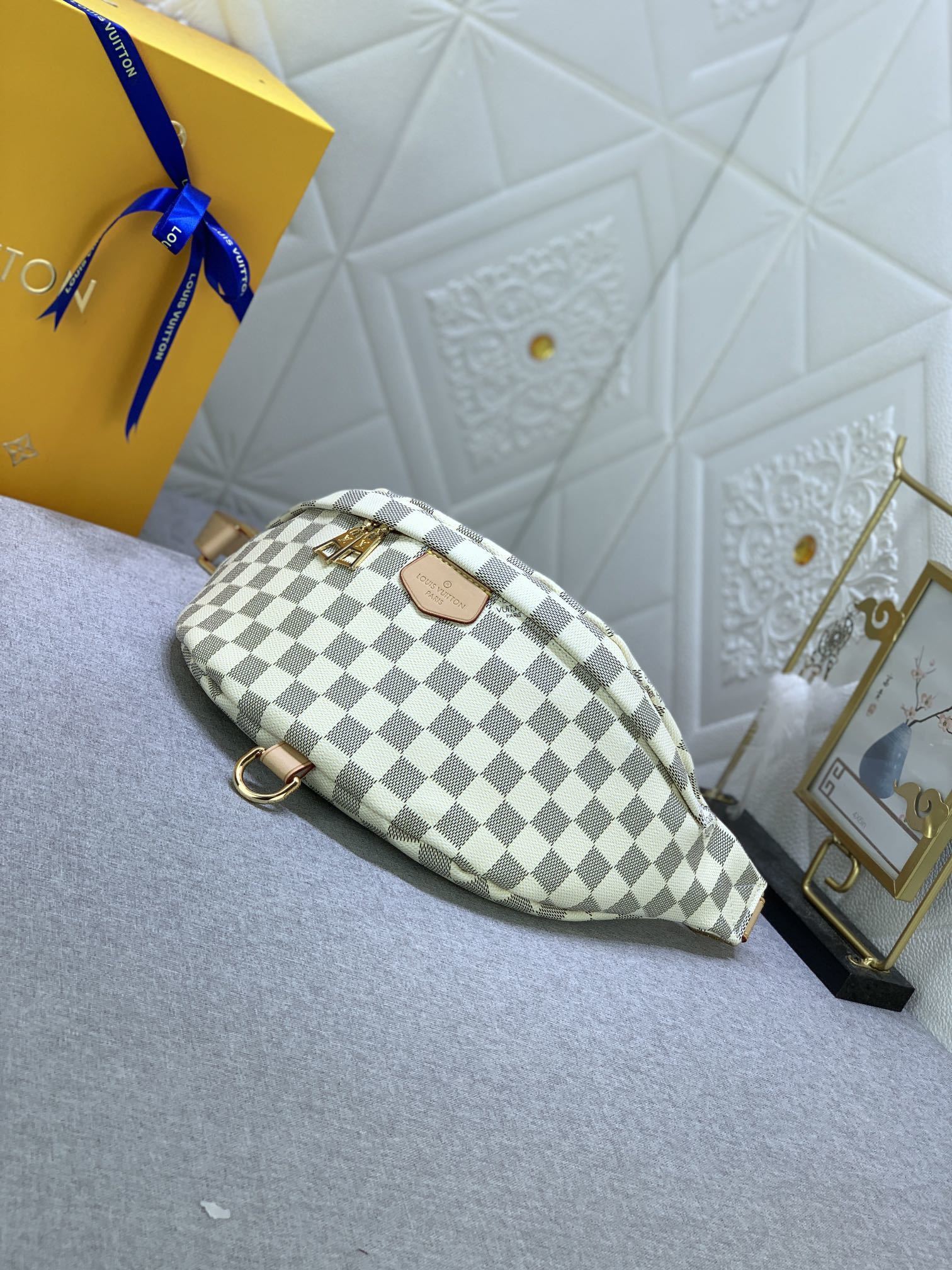 louis vuitton damier canvas belt bag 37x14x13 cm - Image 8