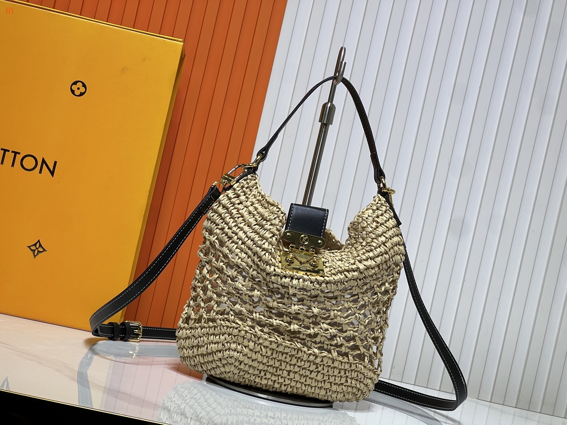 louis vuitton woven bag 19*16*12 - sku: 118091