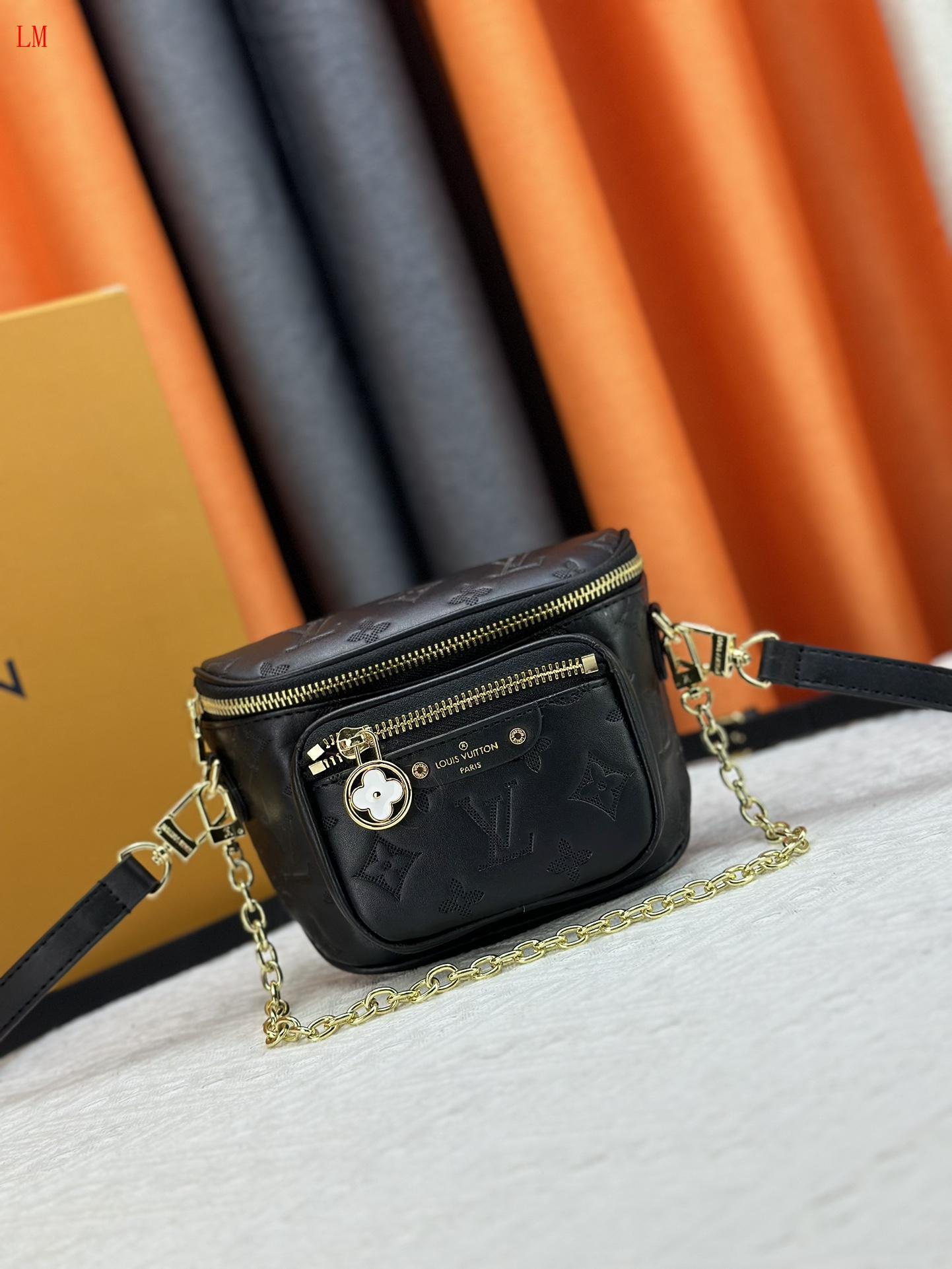 louis vuitton black monogram crossbody bag 17*12*9.5