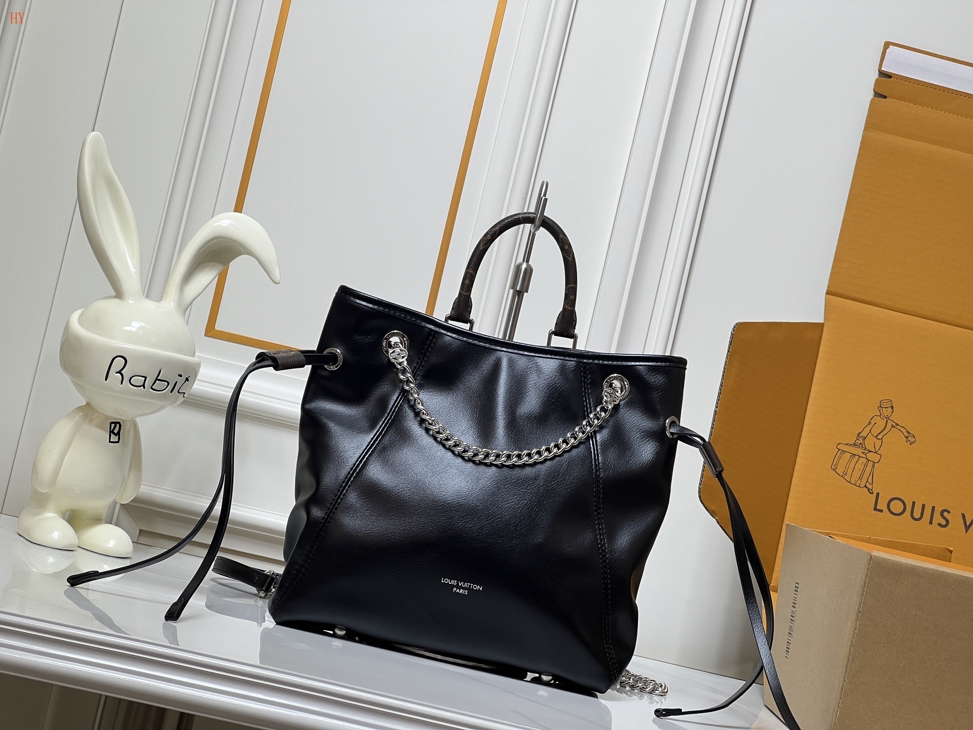 louis vuitton black leather tote bag 24x25x10