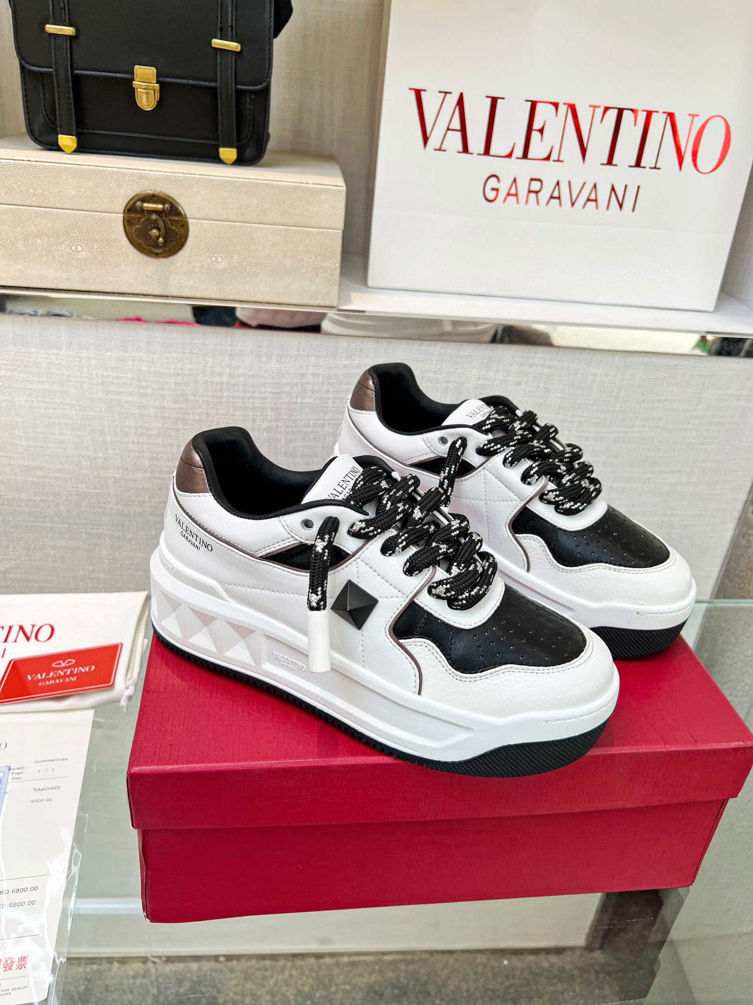 valentino unisex sneakers 35-44 - stylish and comfortable - Image 8
