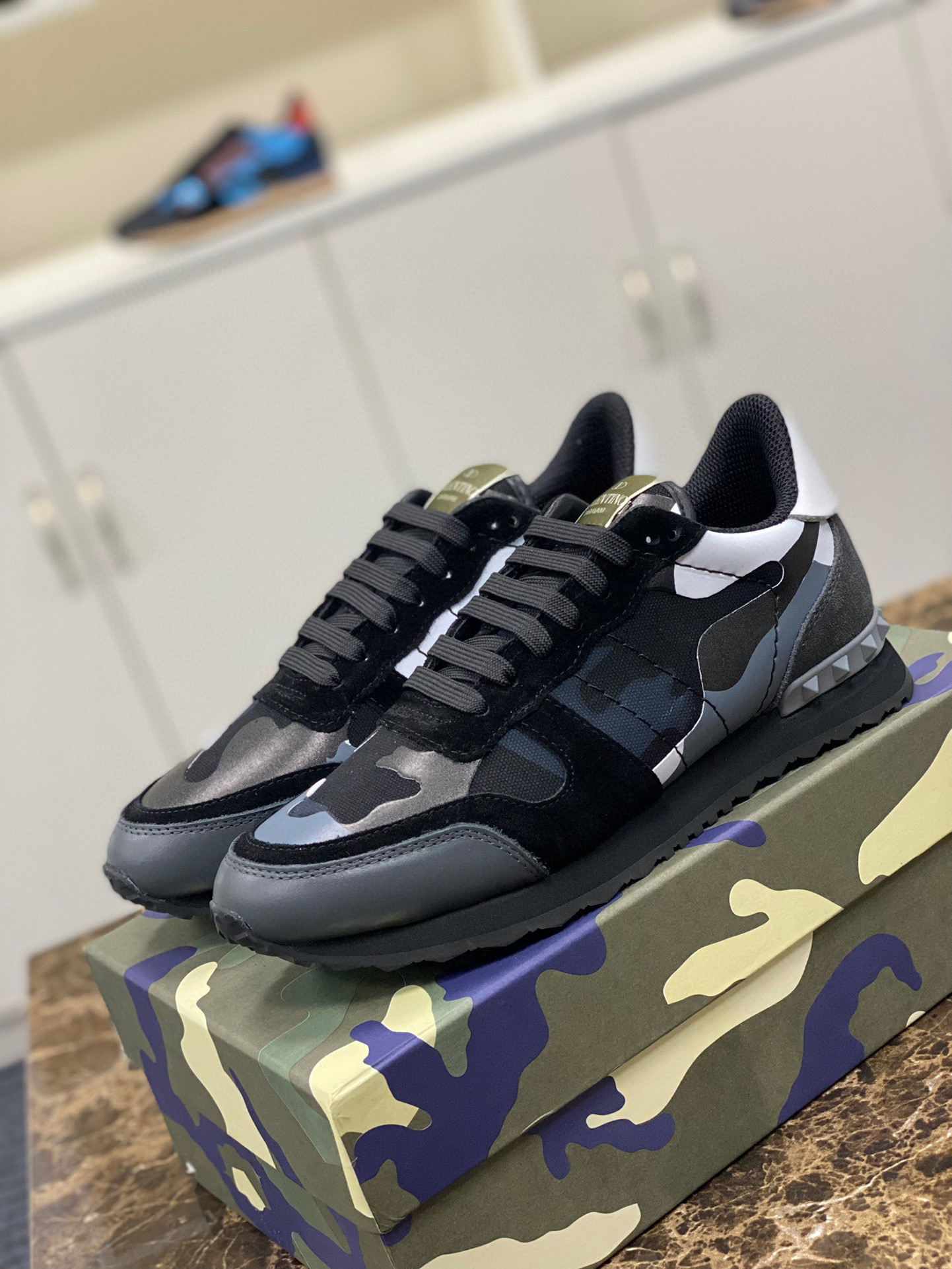 valentino casual sneakers size 38-44 - Image 9